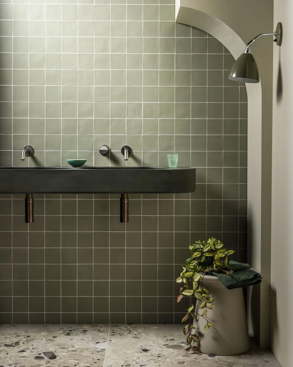 Source : Mandarin Stone