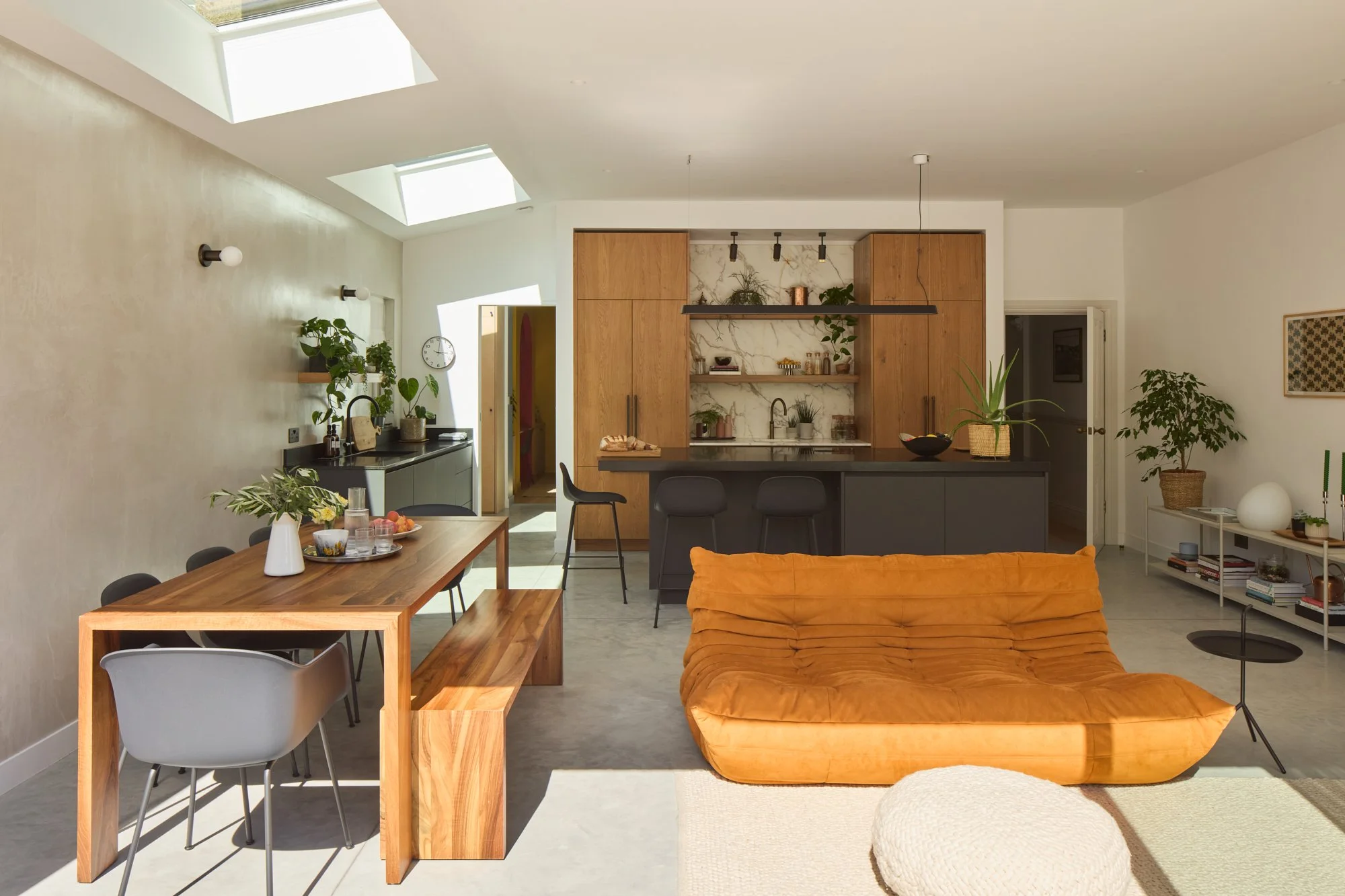 lareg open plan living dining kitchen, south facing view overlooking the garden.