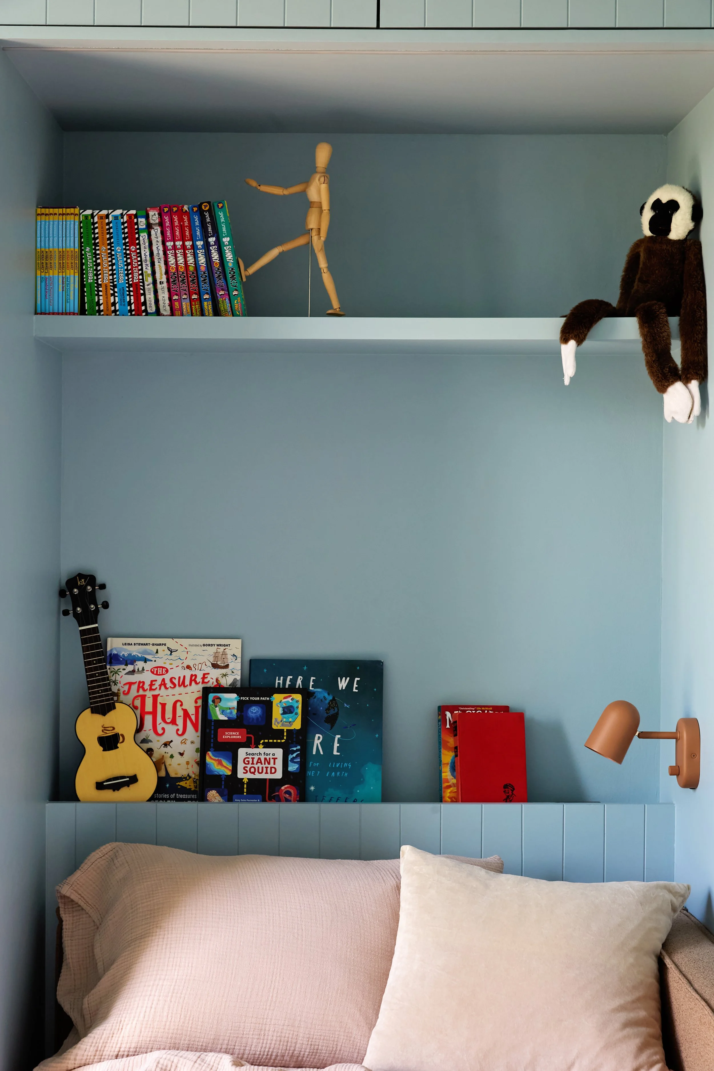 Designed to feel both playful and grown-up, the integrated bed nook creates a comforting retreat while making the most of every centimetre.