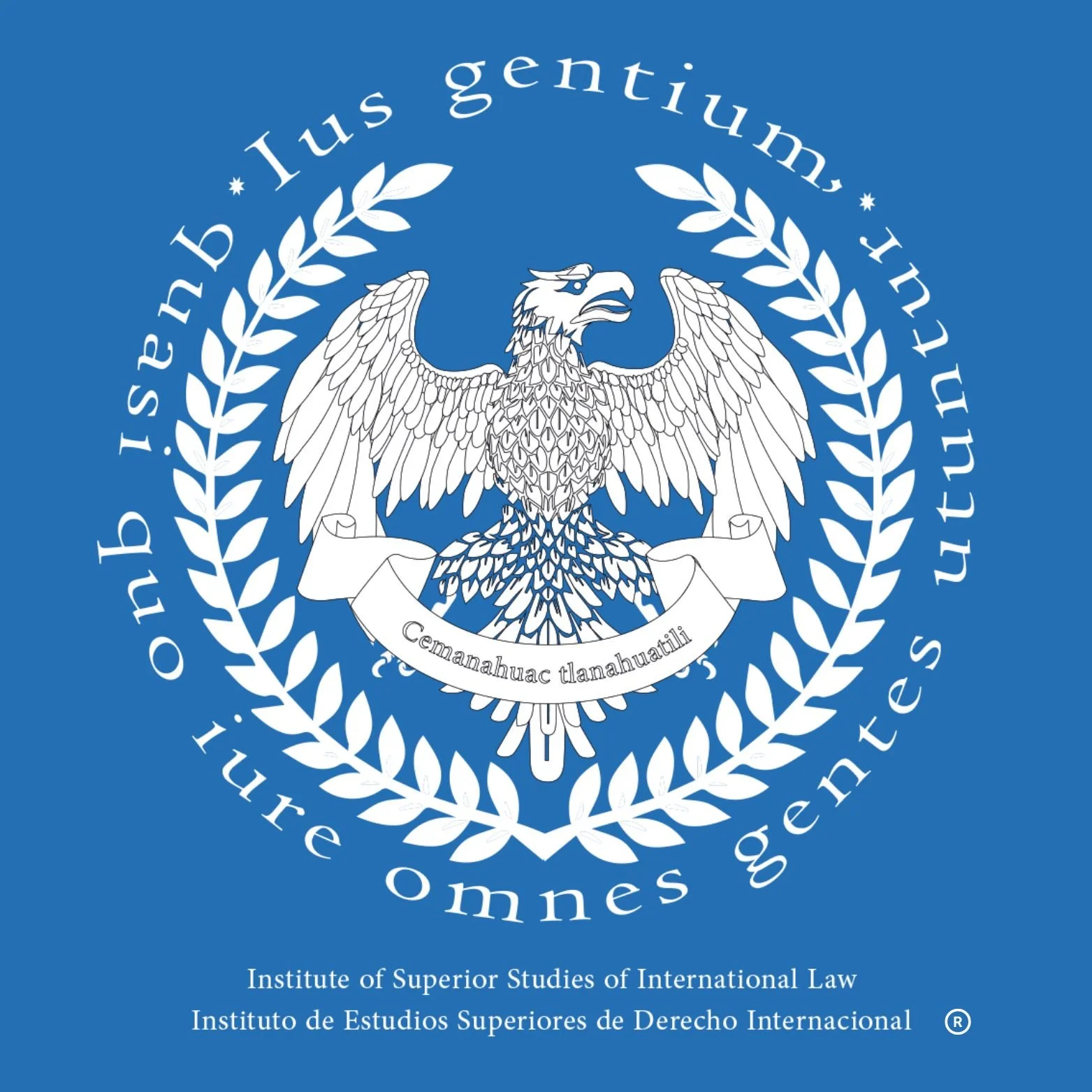 Escudo con águila imperial y la leyenda en español e inglés del Instituto de Estudios Superiores de Derecho Internacional