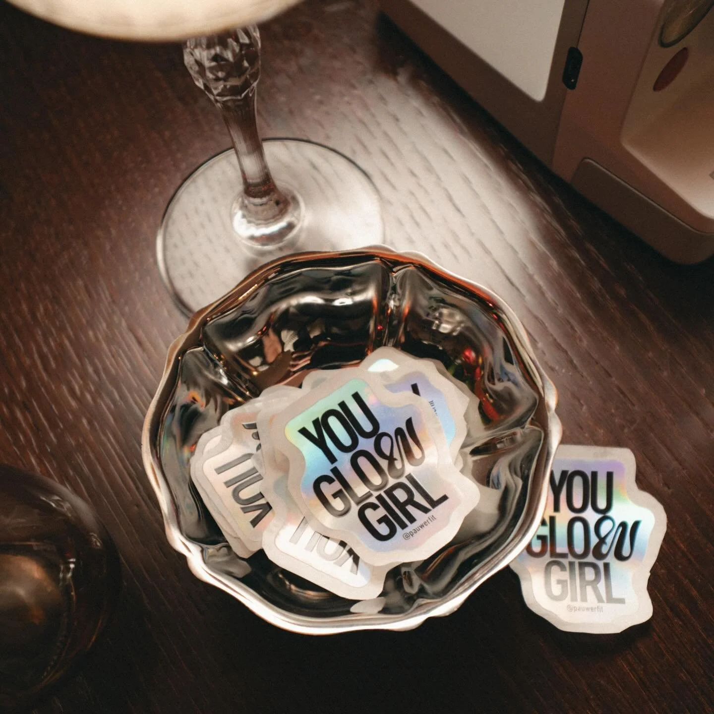 Quelques souvenirs de notre d&icirc;ner de lancement.

Merci aux gar&ccedil;ons @lestock.paris pour l&rsquo;accueil et mention sp&eacute;ciale pour les cocktails signatures au matcha @anatae_matcha🍸 

Merci &agrave; vous pour votre pr&eacute;sence, 