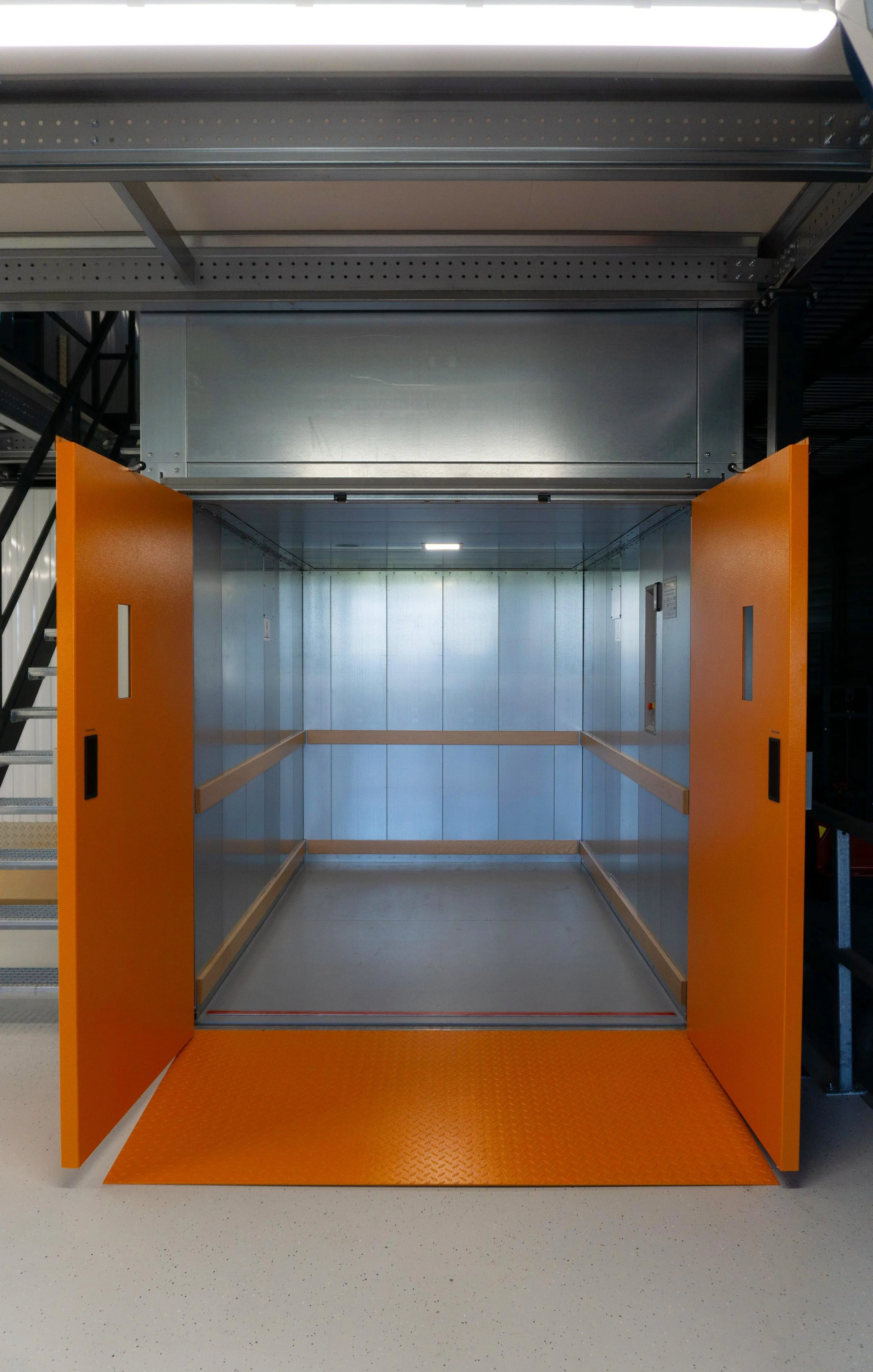 De Opslagkoning lift 03.jpg