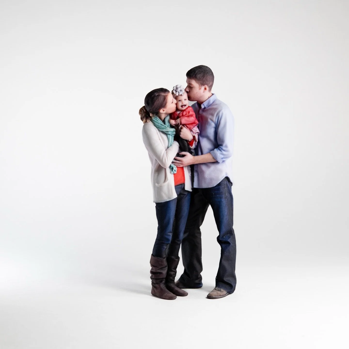 Your favorite people = now in 3D 😍
 Celebrate Valentine&rsquo;s Day with a mini version of YOU and your favorite people!

Perfect for couples, families, and new parents 💕
 ✨ Book your MEin3D session today to get your figures in time for Valentine&r