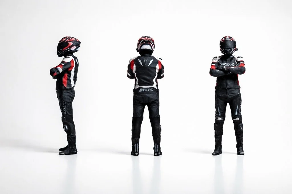 See yourself from every angle. 🔥

This rider was transformed into a fully detailed 3D miniature using our advanced scanning technology at MEin3D.

Want your own custom 3D figure?
📩 Send us a DM to book your appointment!

#MEin3D #3DScan #3DPrinting