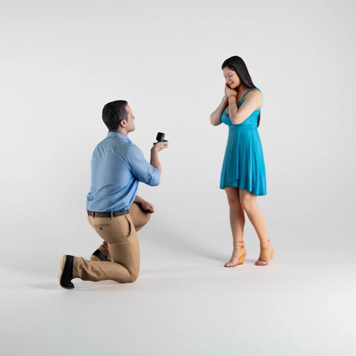 Looking for a unique way to celebrate an anniversary or proposal? Skip the photo album and go 3D. 🎉

Send us a DM to schedule an appointment! 📅

#MEin3D #3DPrinting #3DPortrait #EngagementIdea