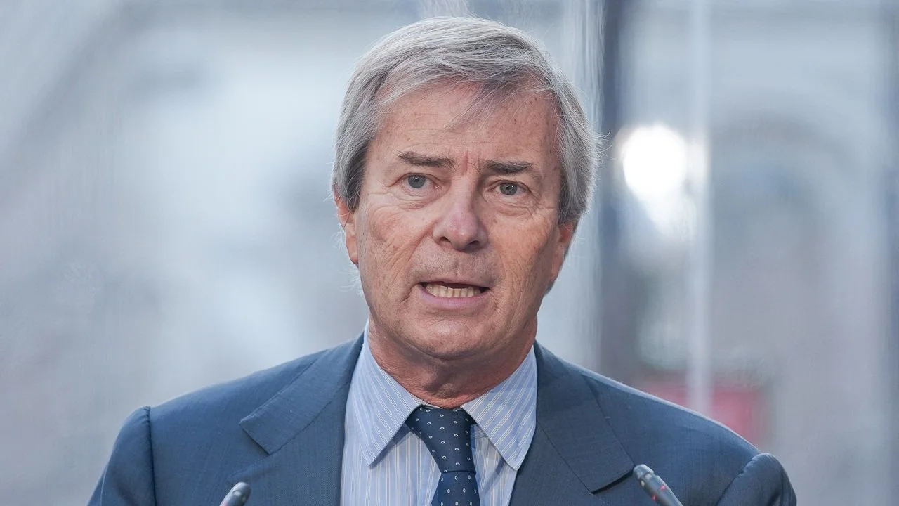 Retour de Cannes : Vincent Bolloré veut réduire au silence le cinéma français