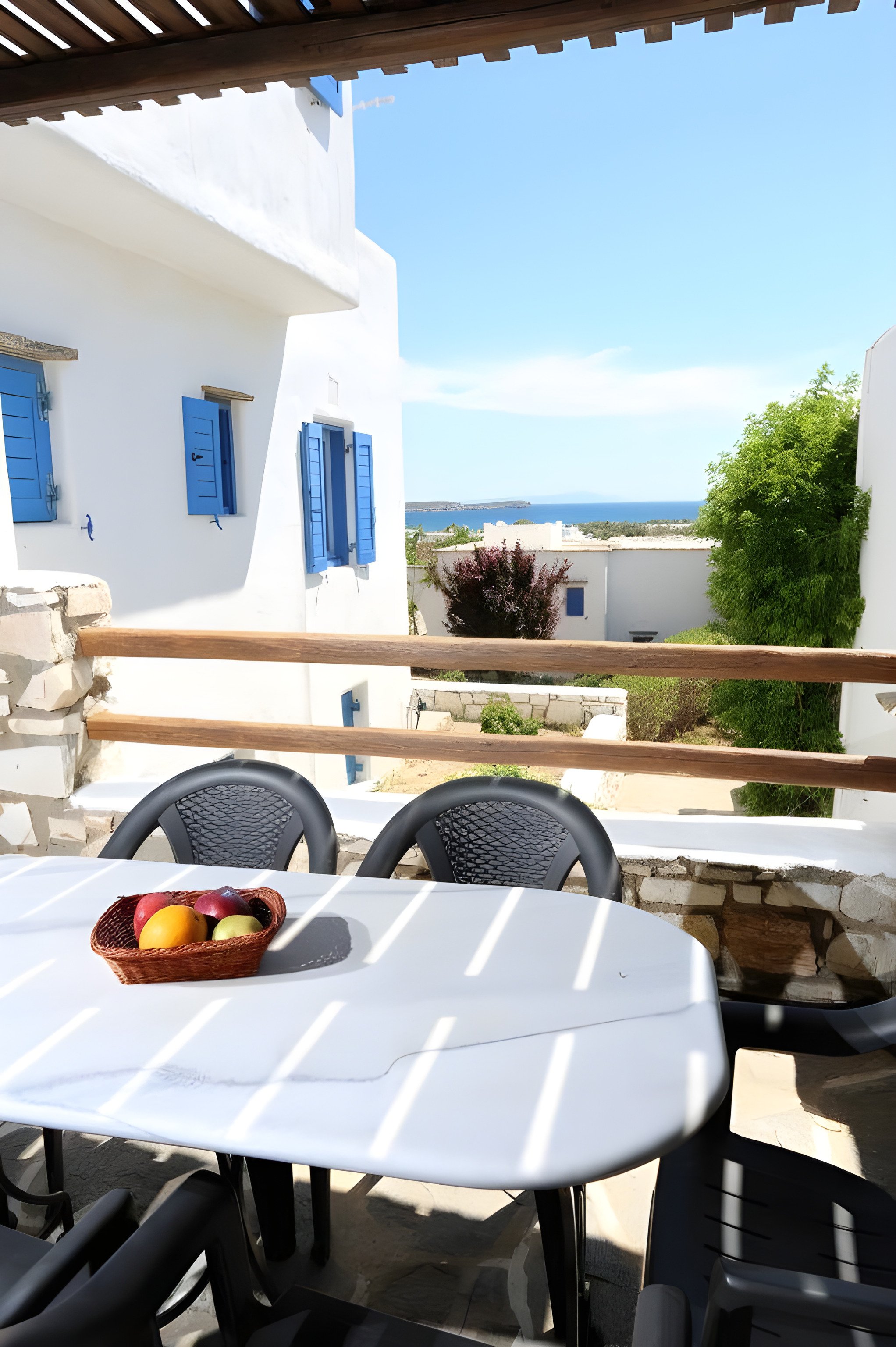 paros_3_hires.jpg