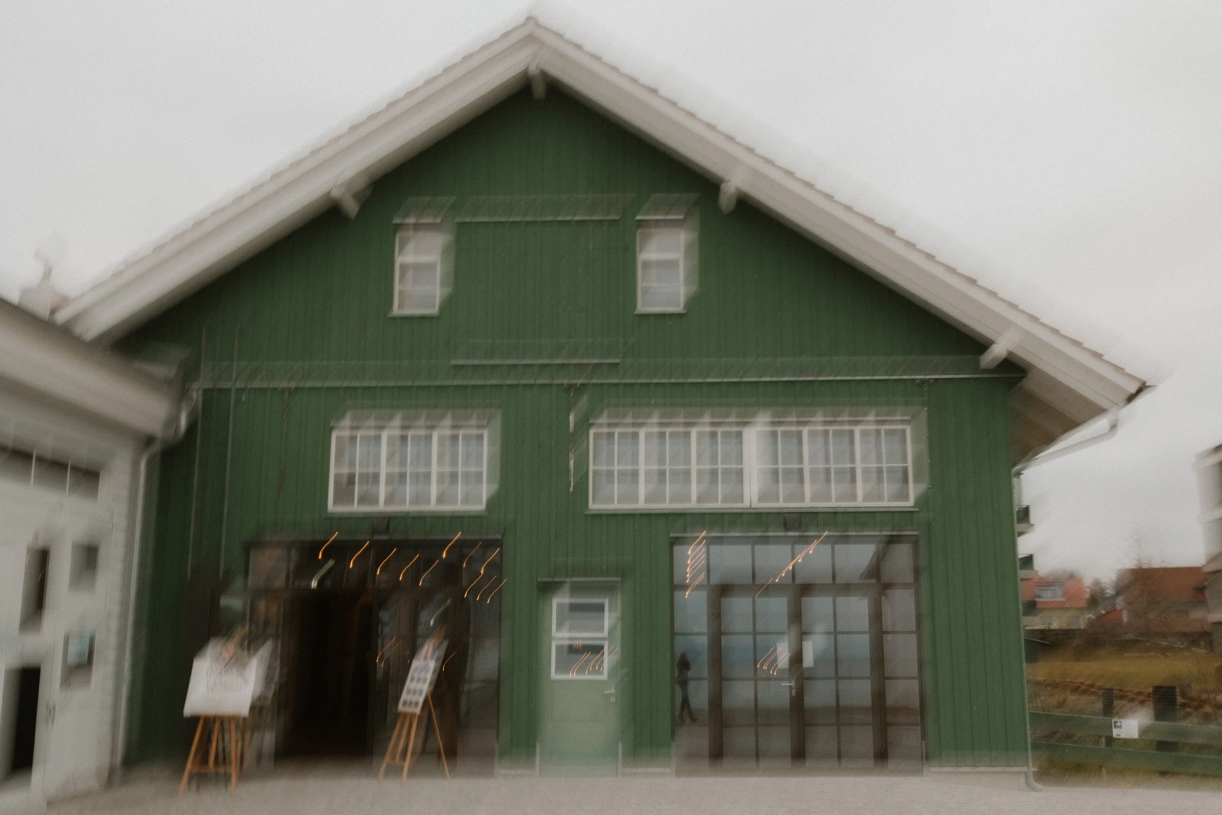 Irina und Roma_2025_content-87.jpg