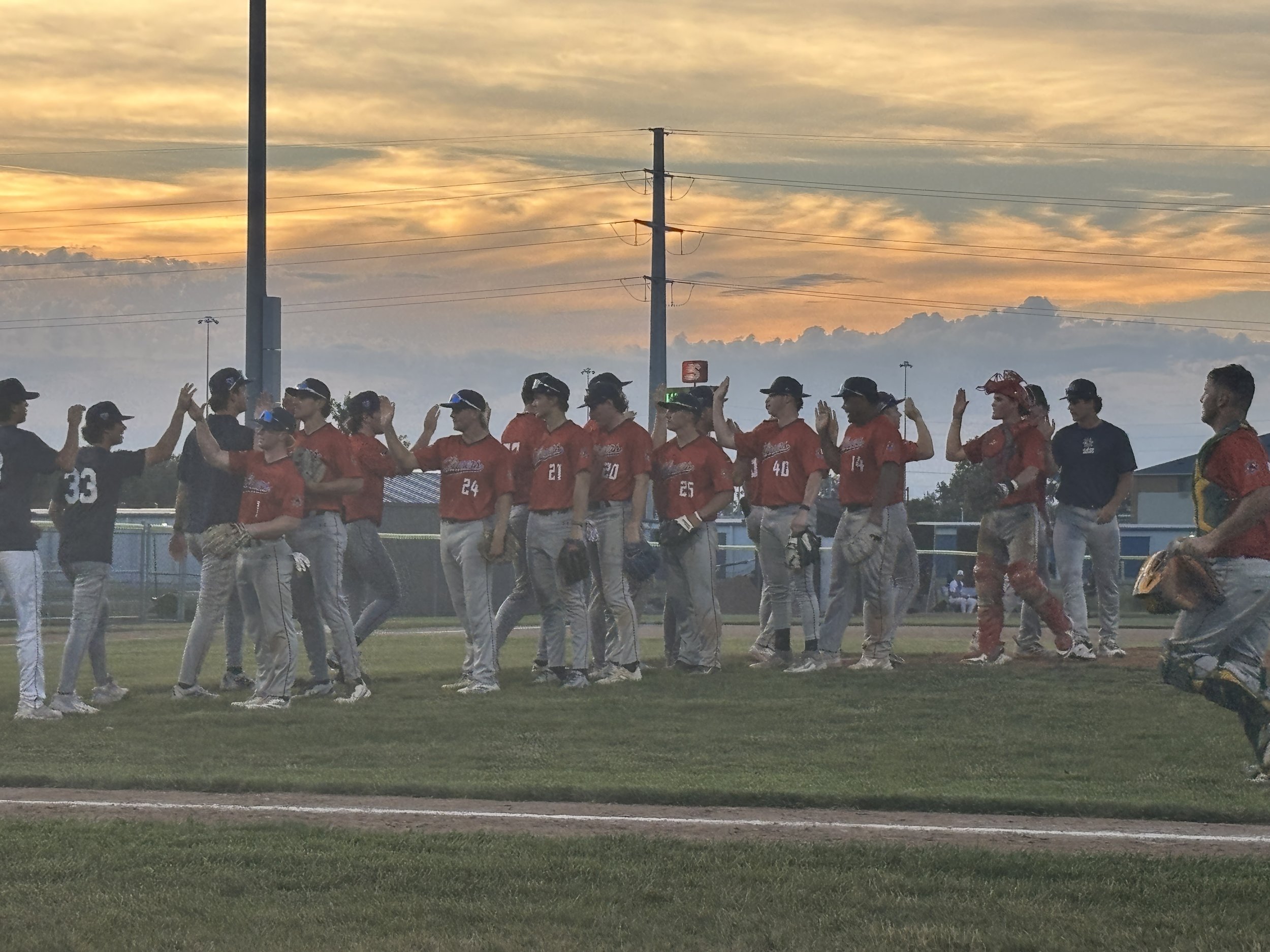 Clips win final game of series with sluggers