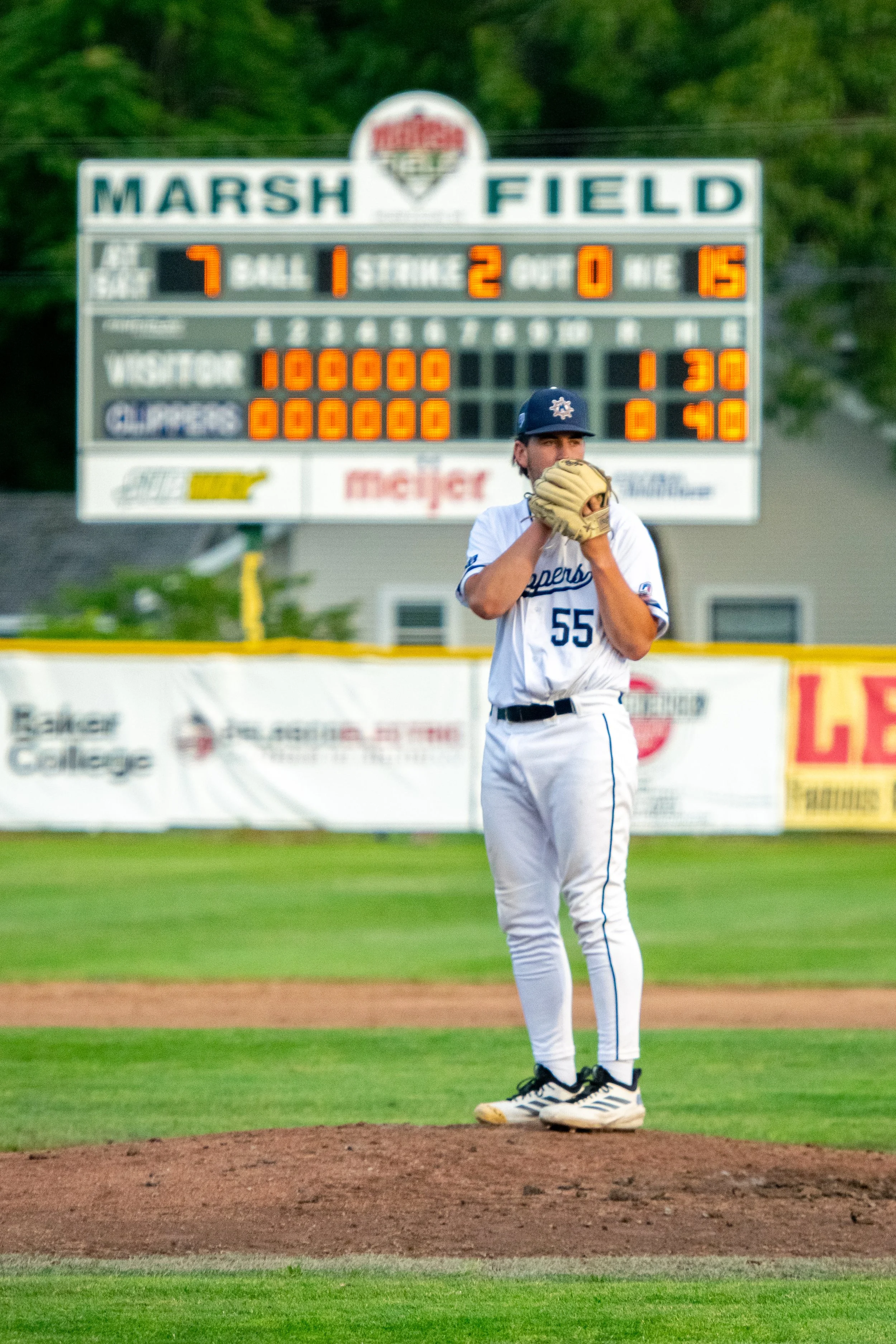 Locos Game 1-64.jpg