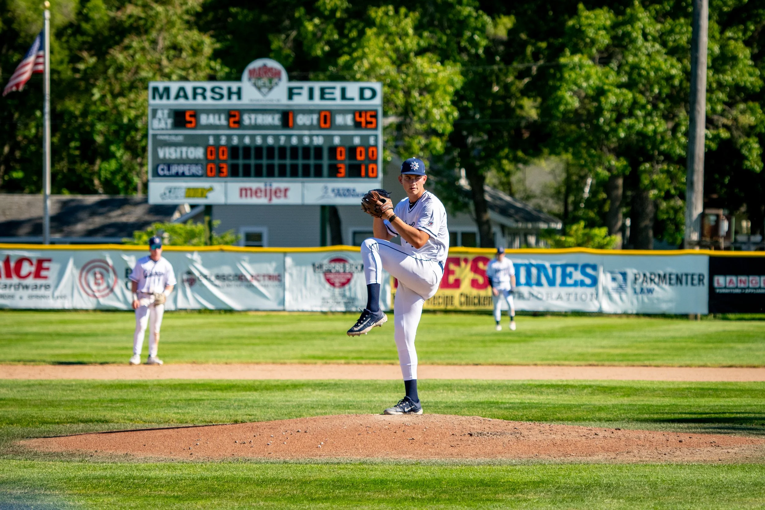Opening Day 26-22.jpg