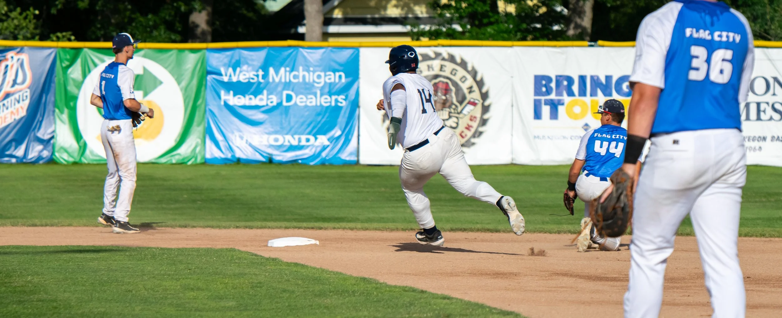 Sluggers Game 2-14.jpg