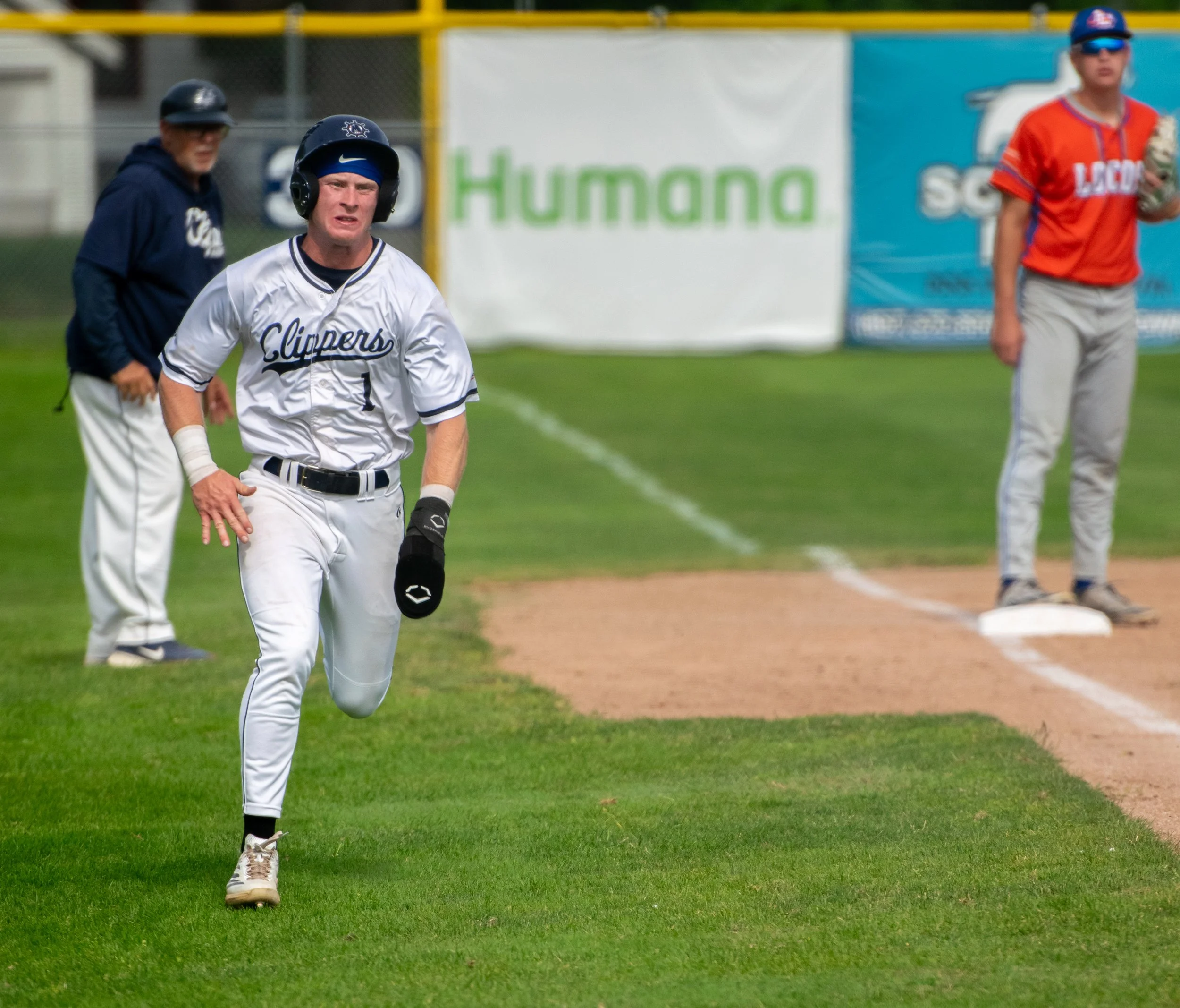 Locos Game 3-18.jpg