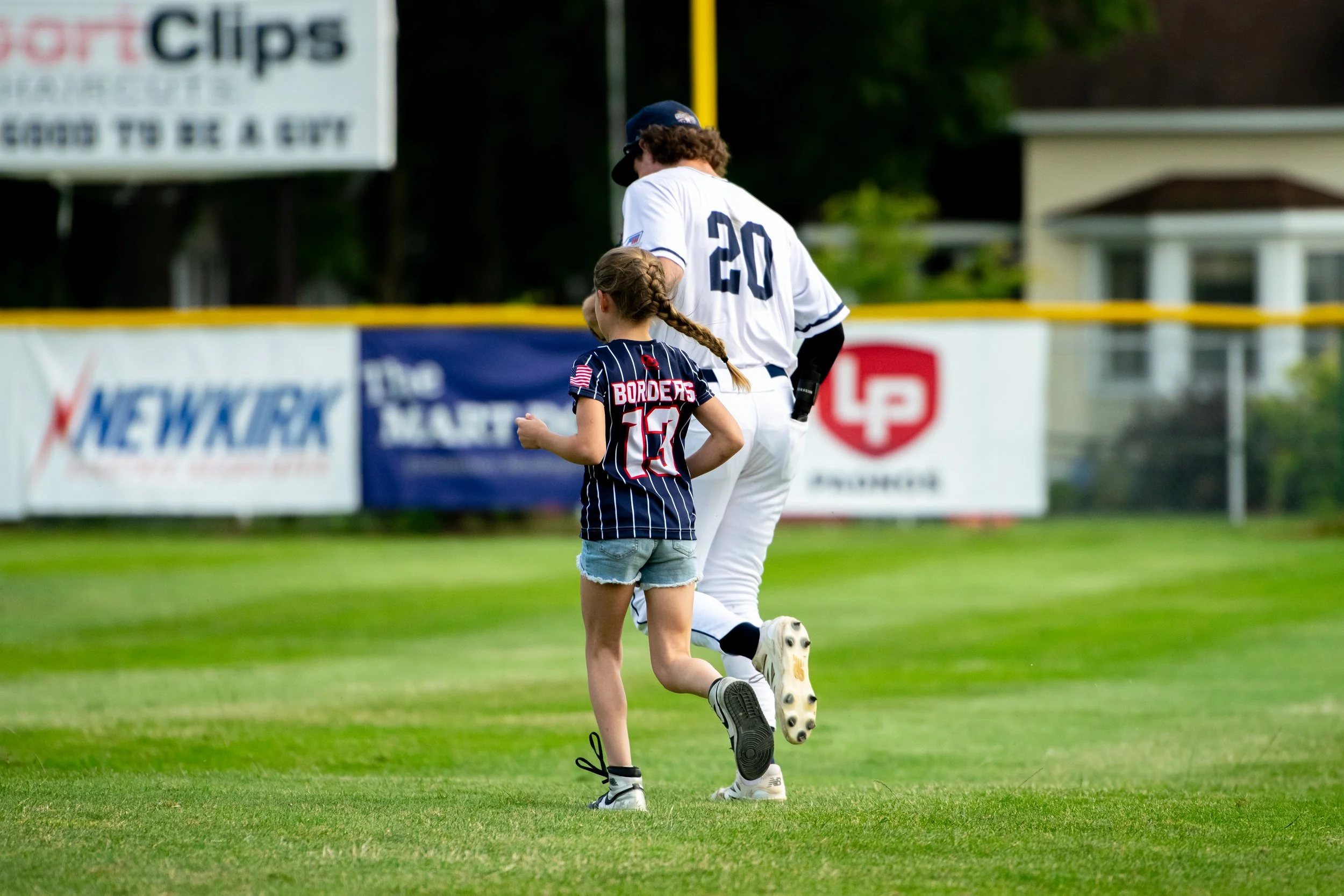 Locos Game 1.jpg