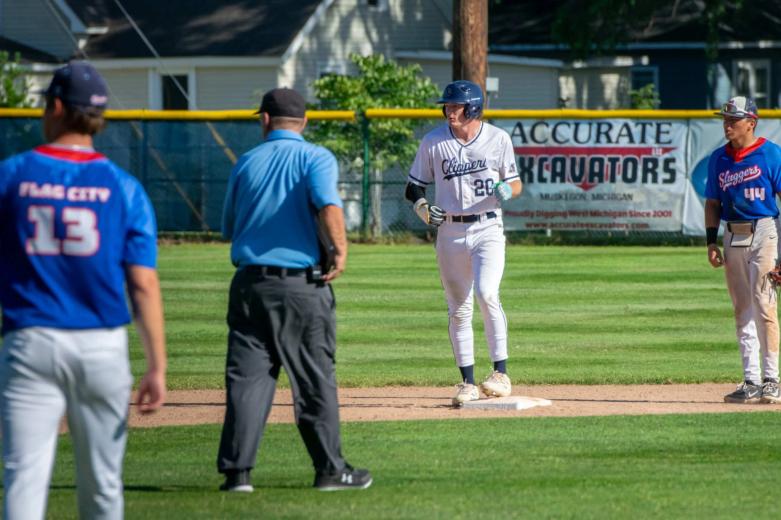 Sluggers Game 3-28.jpg
