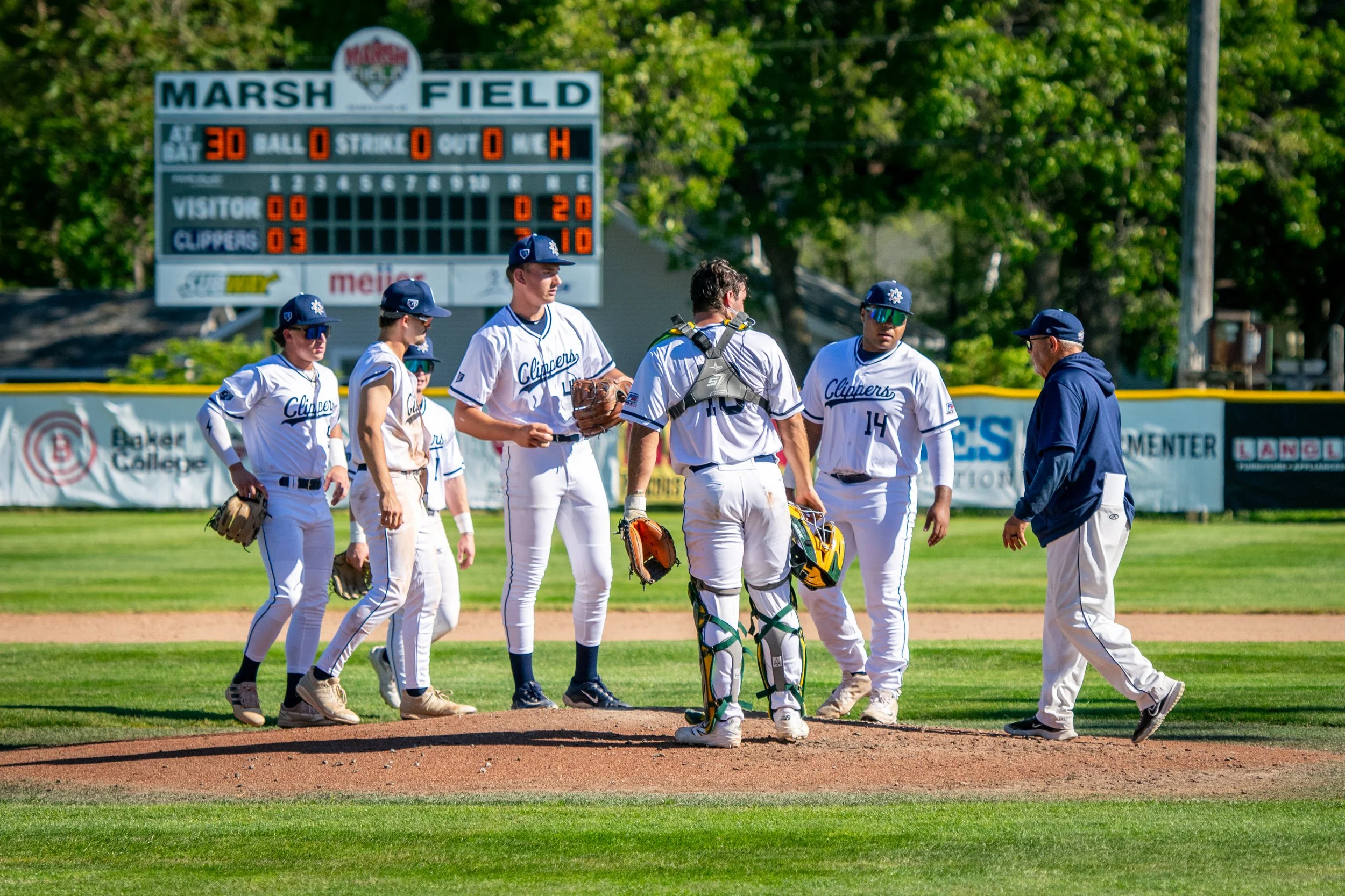 Opening Day 26-25.jpg