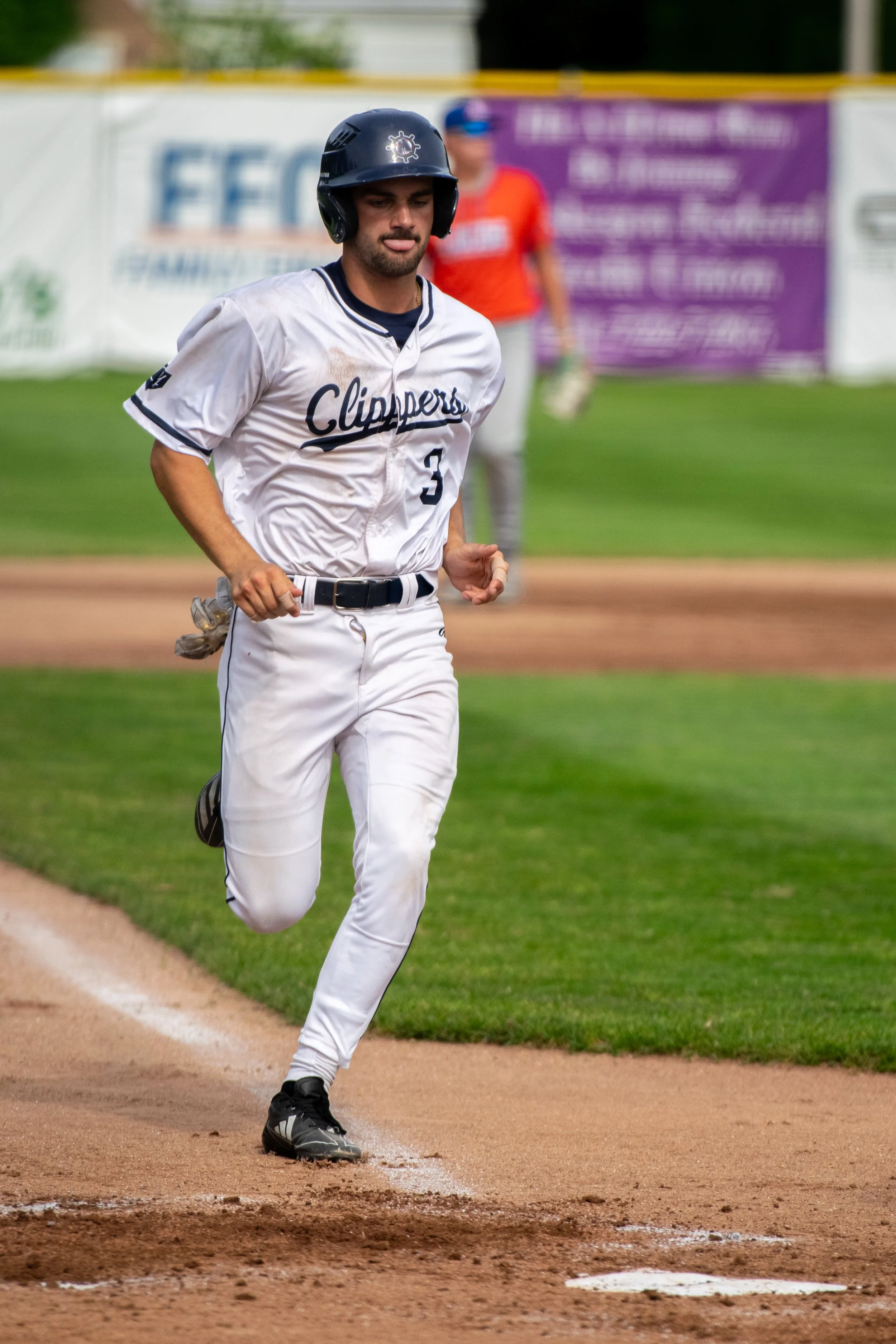 Locos Game 3-21.jpg