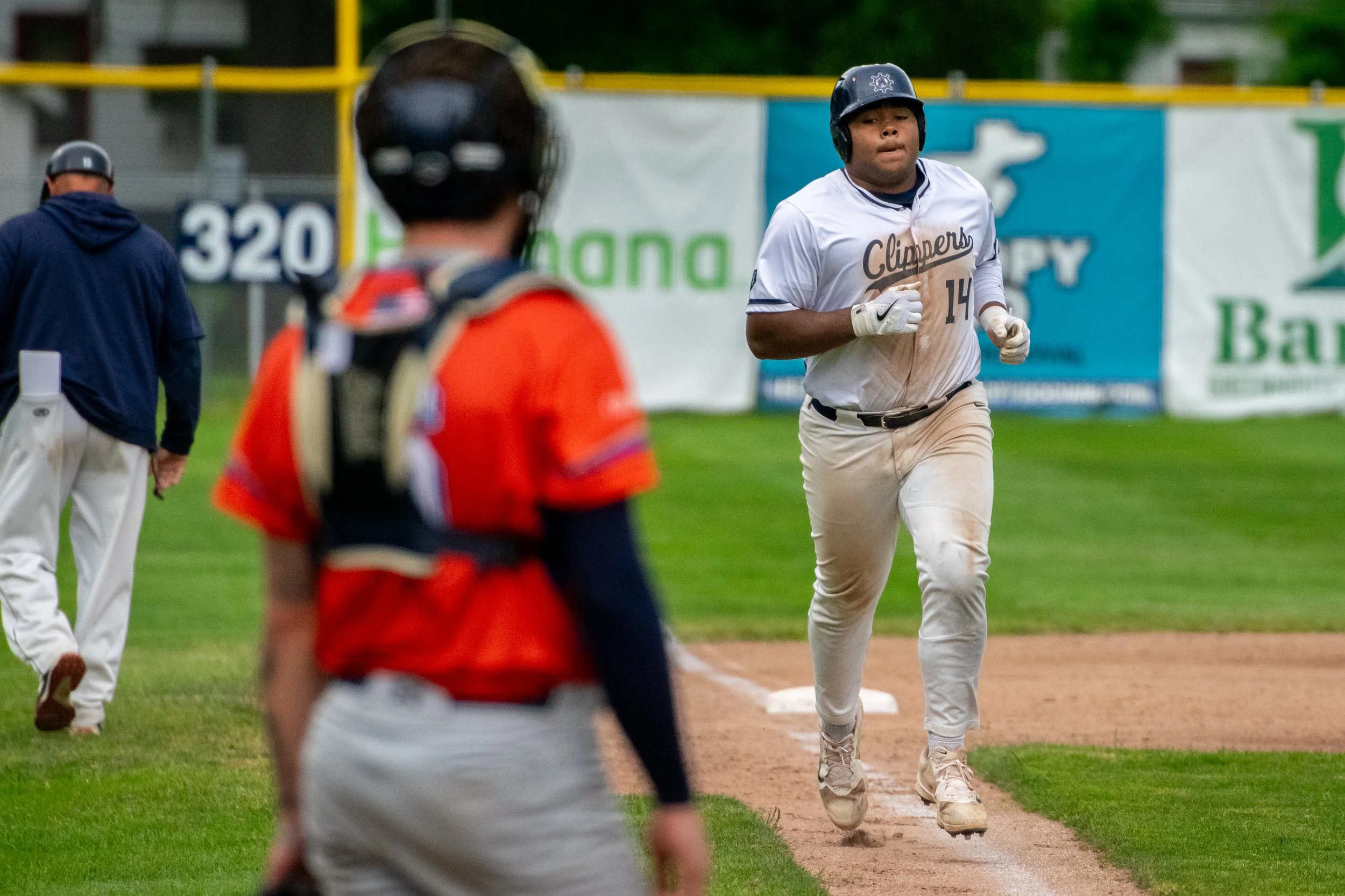Locos Game 3-57.jpg