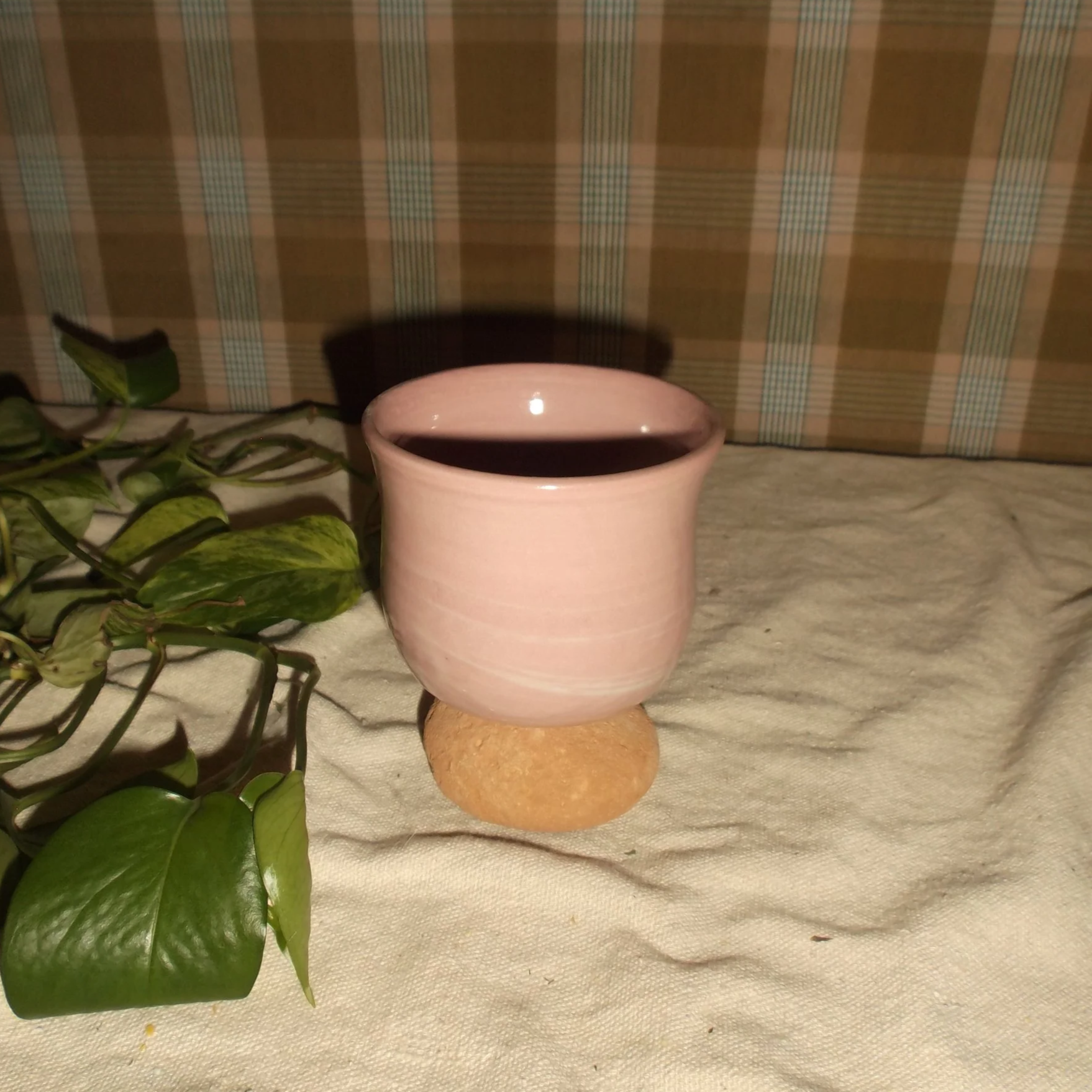 pink marbled tea cup