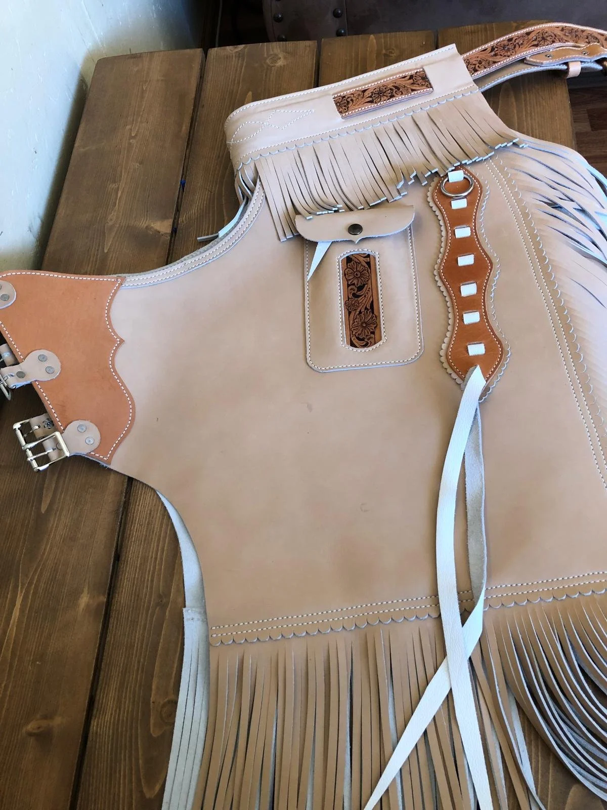 cowgirls square leg armitas