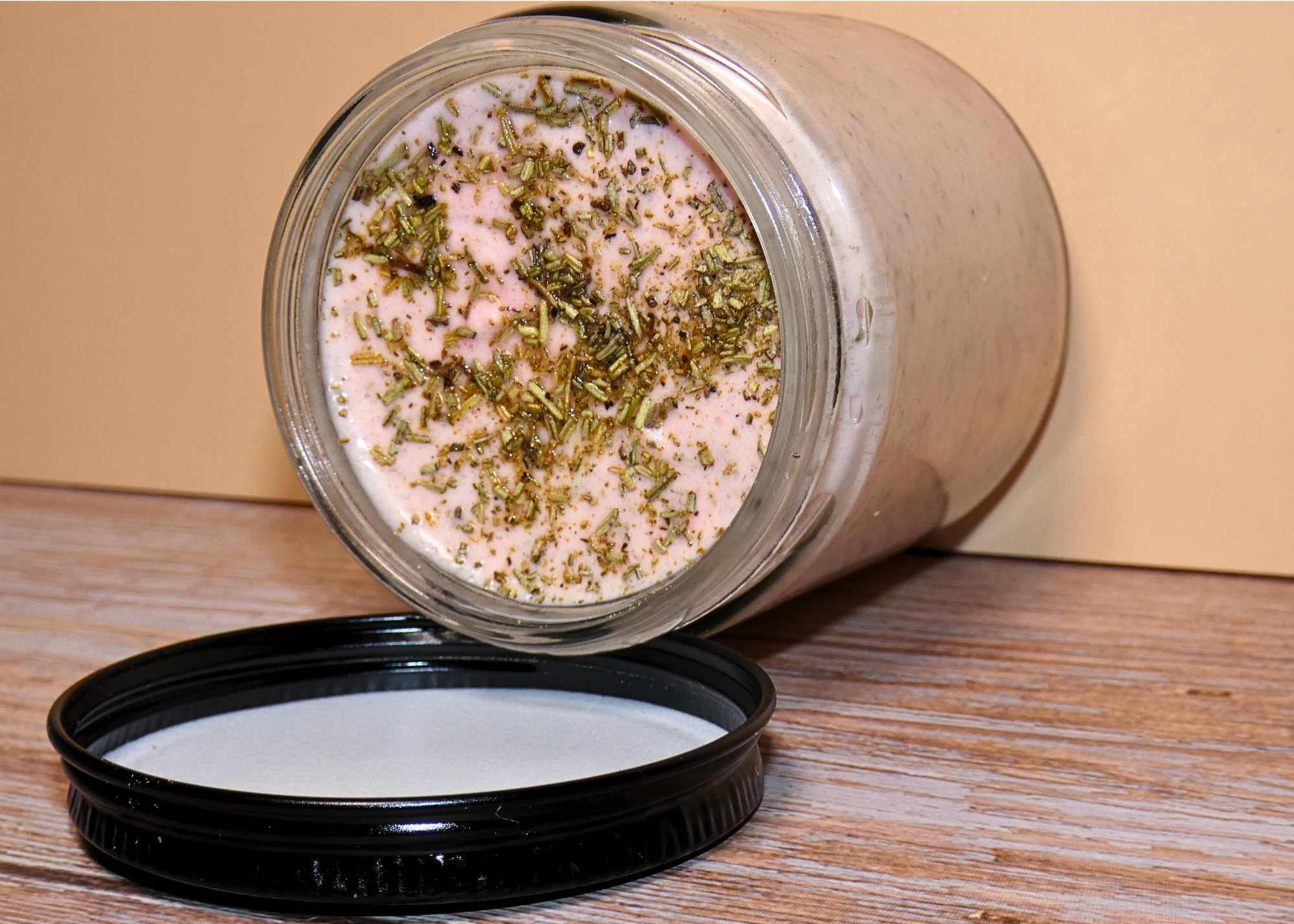Rosemary and Lemongrass scrub (2).png