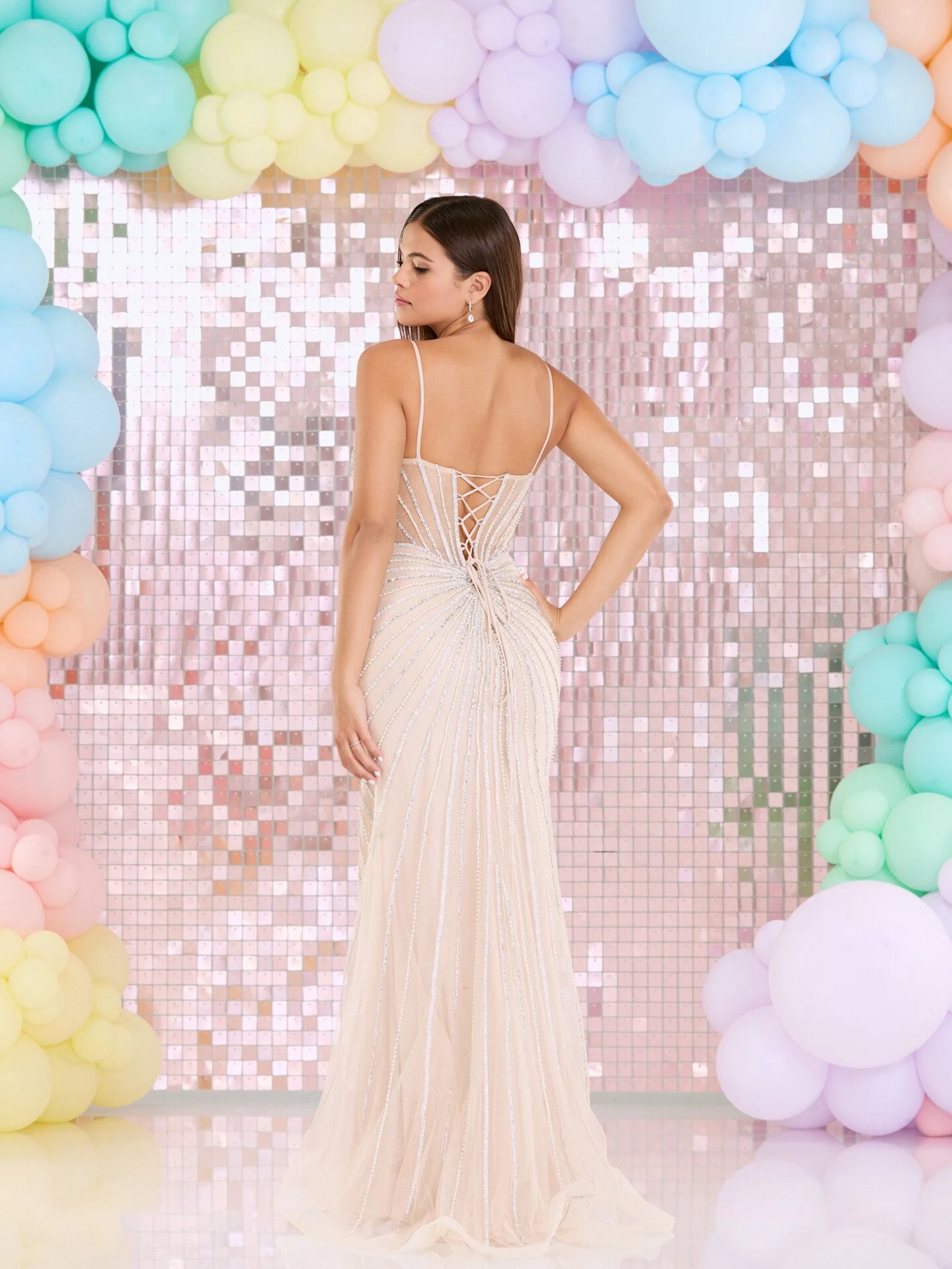 AADIVA-CHAMPAGNE-074.jpg