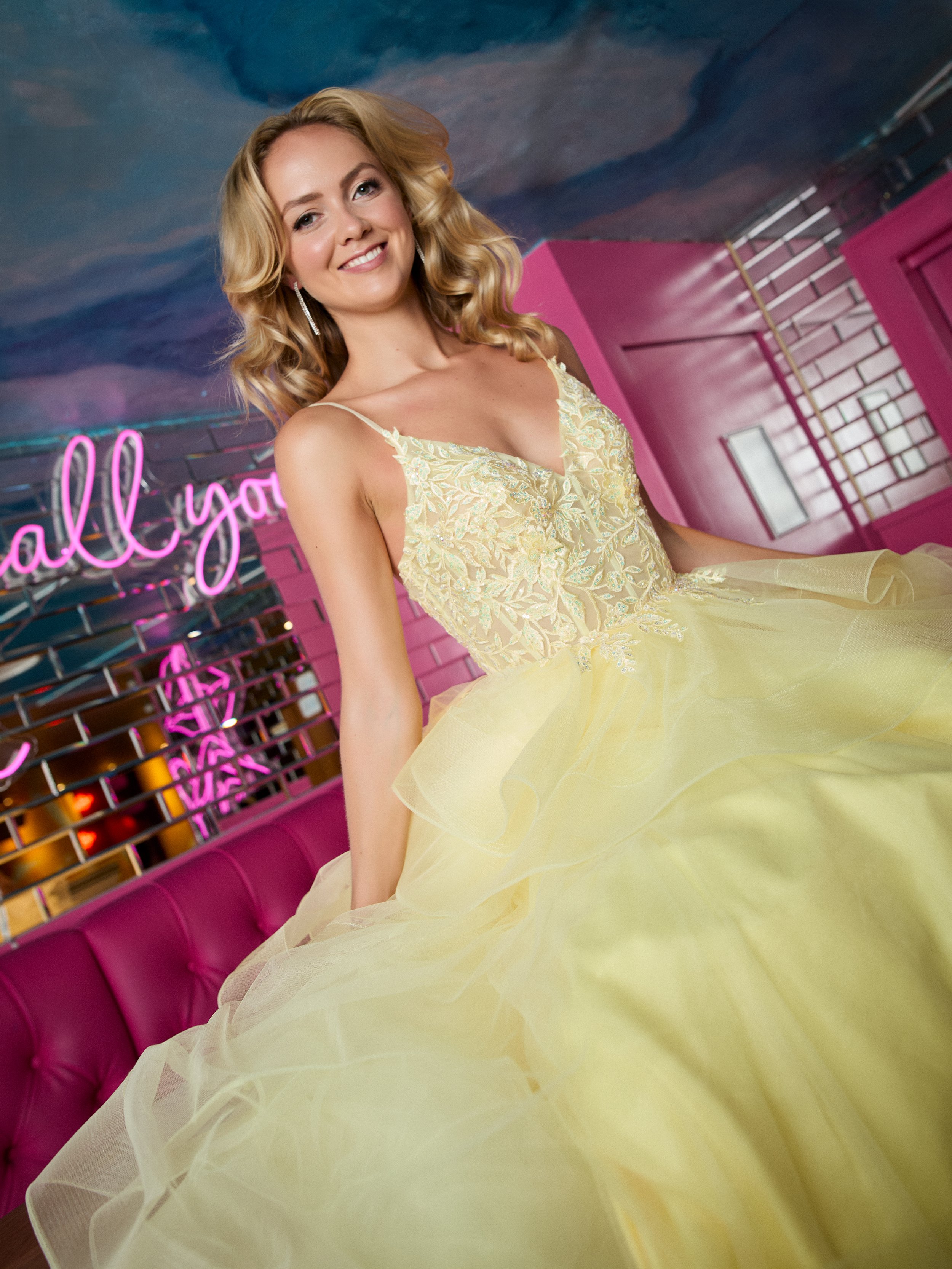 BELLATRIX-LIGHT YELLOW-047.jpg