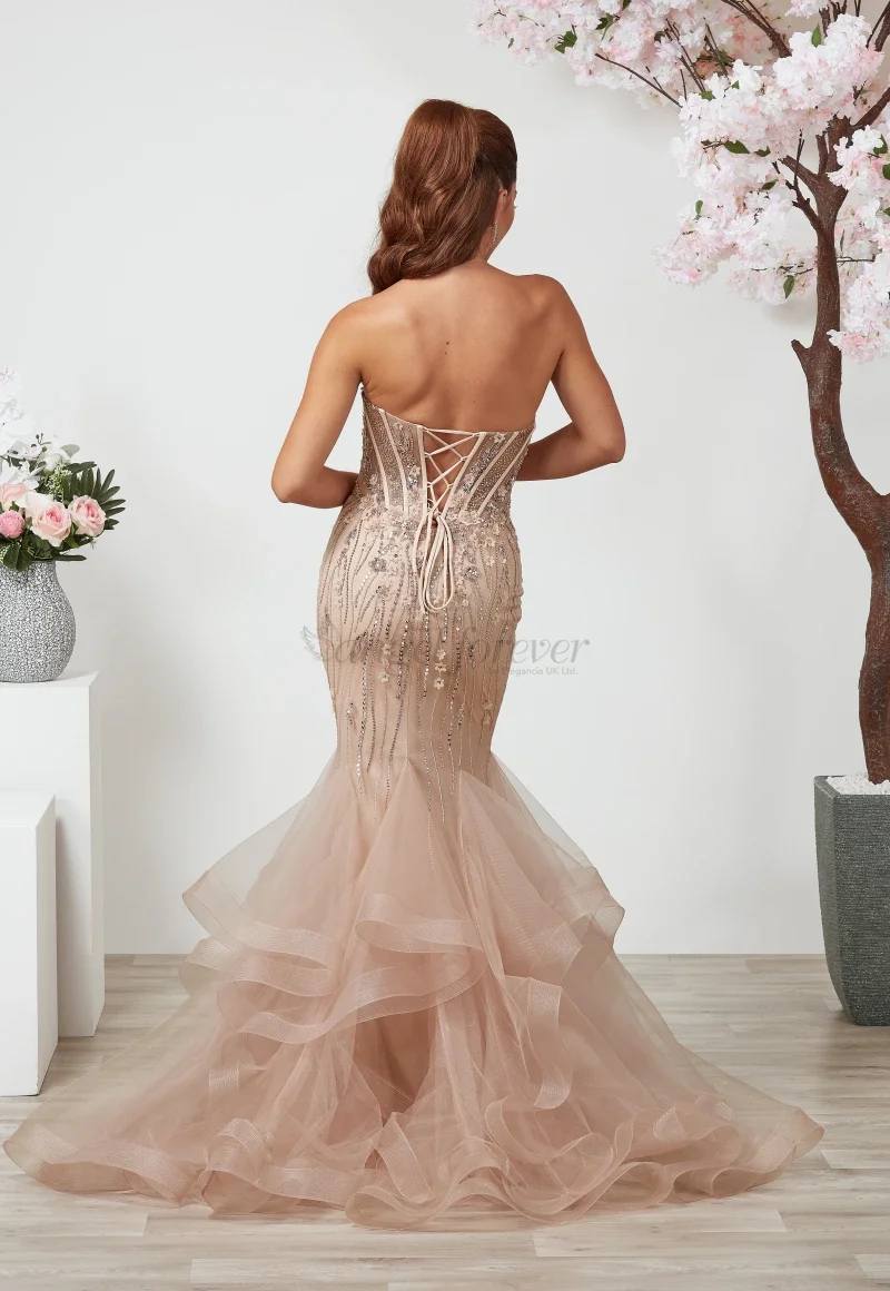 AF6421_ROSE_02-800x1160.webp