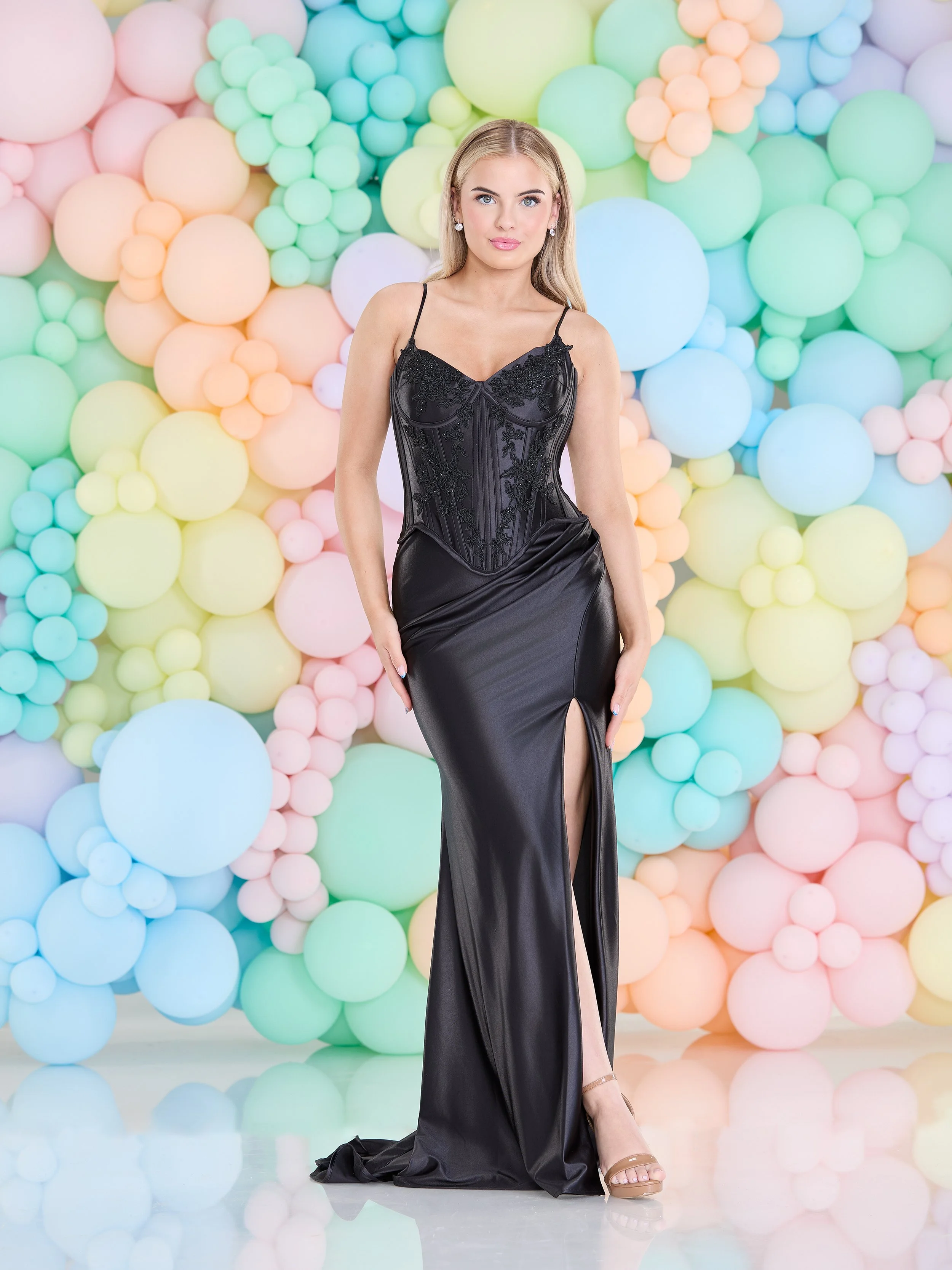 DESARAE-BLACK-051.jpg