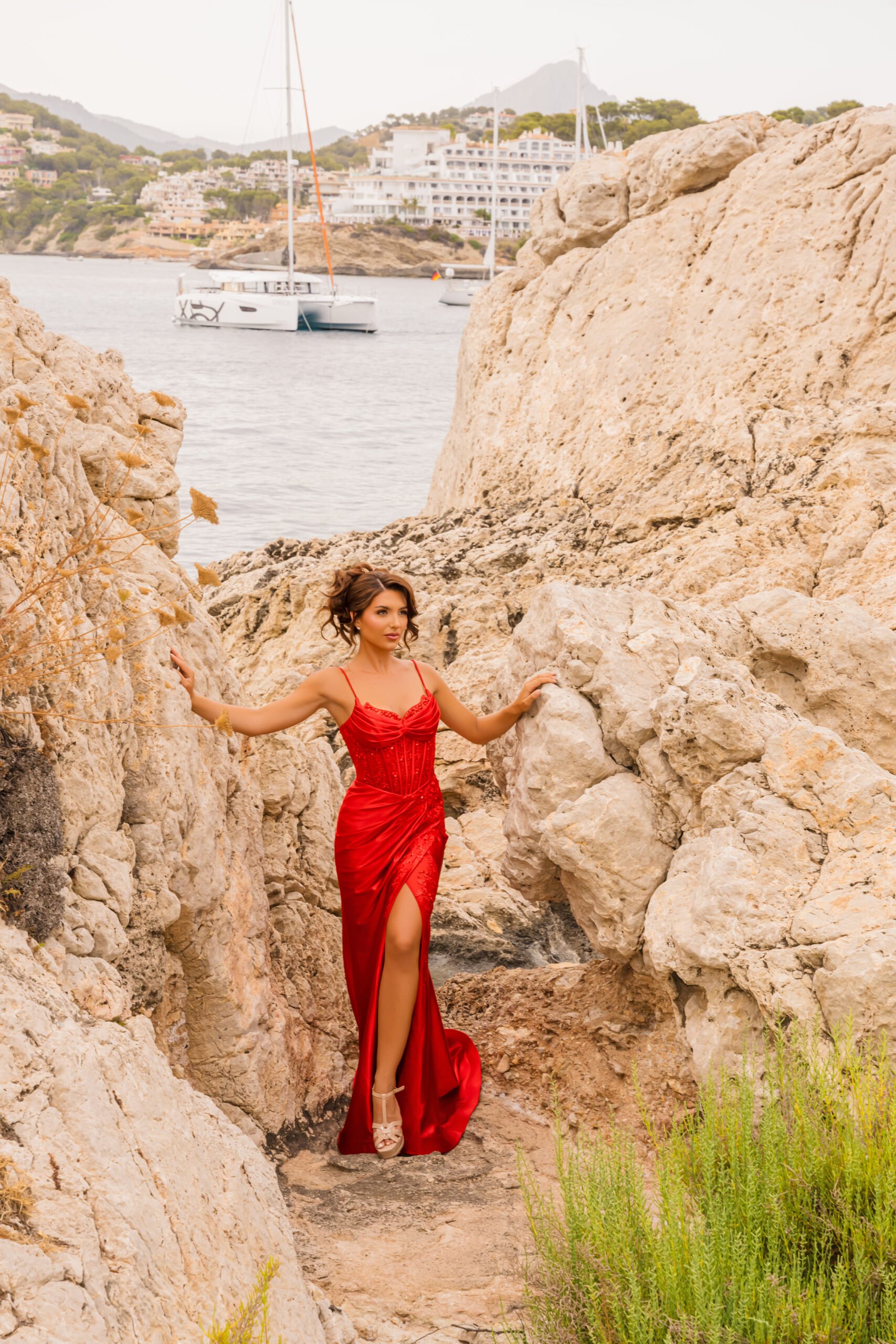 AF6437_RED_FRONT-scaled Lorna.jpg
