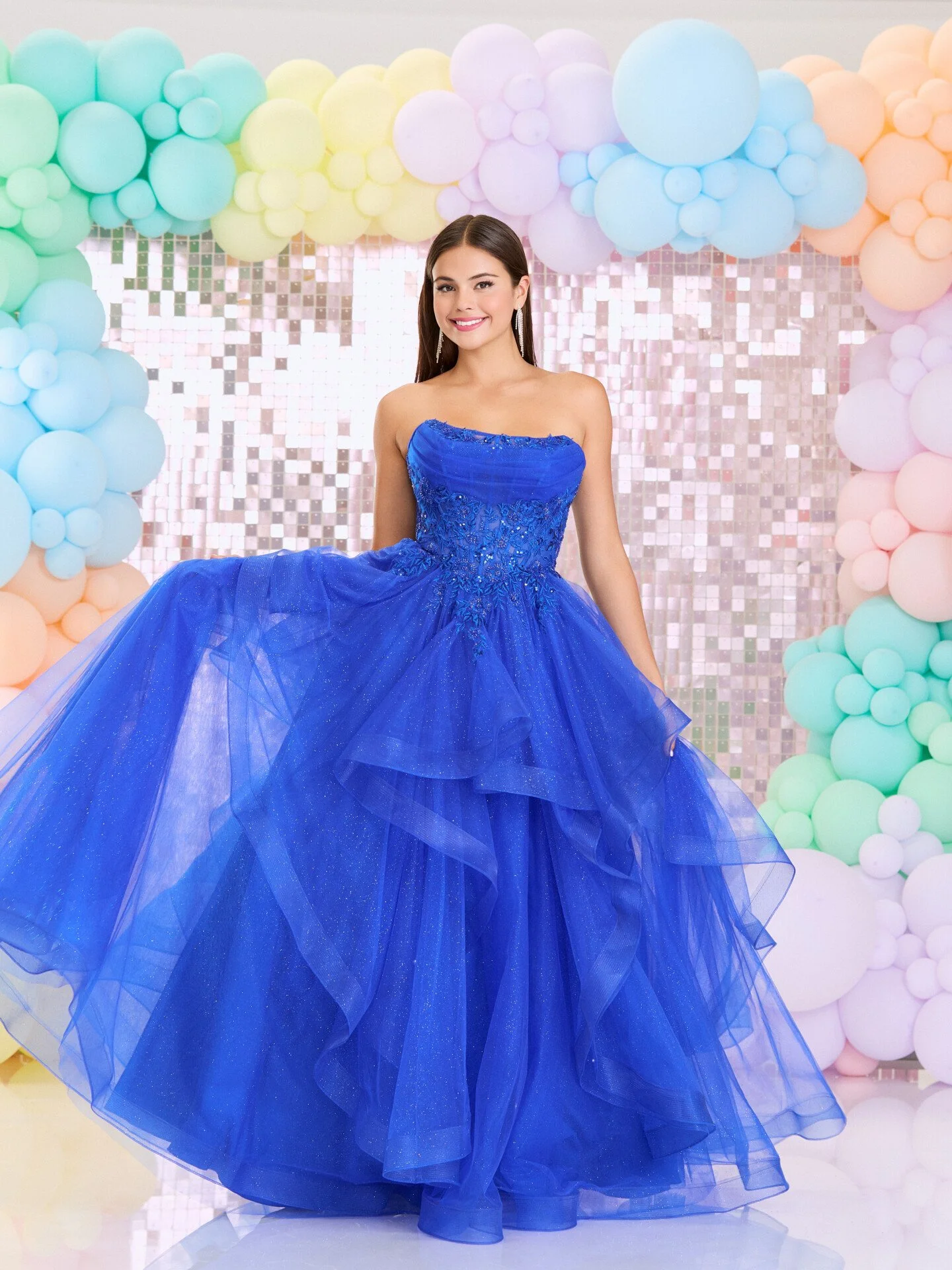 QUEENIE-ROYAL-012.jpg