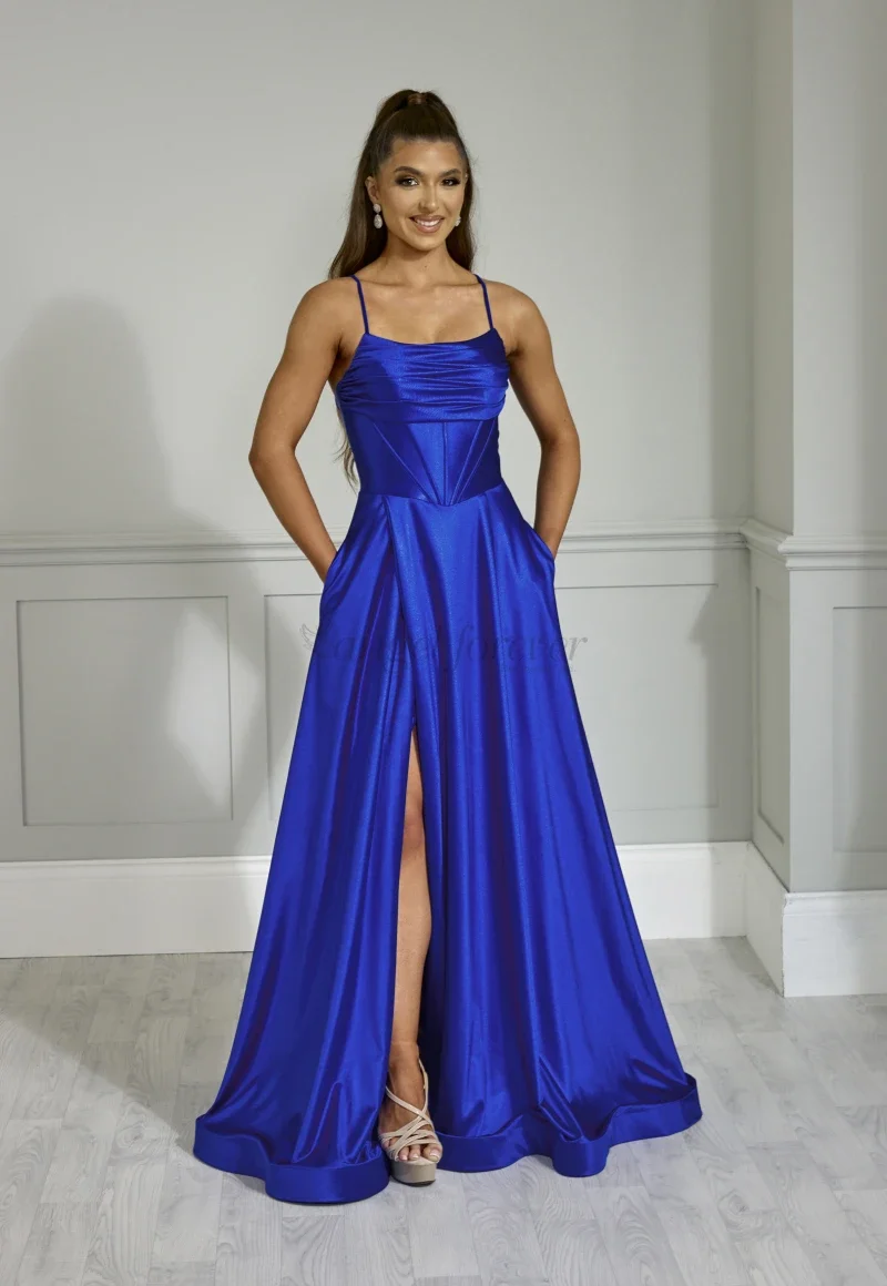 AF9644-ROYAL-FRONT-800x1160.webp