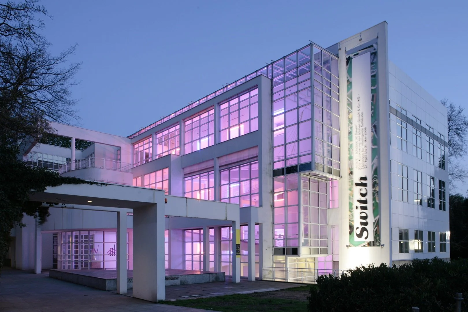 Merten_ Installation_Marc Krusin 01.jpg