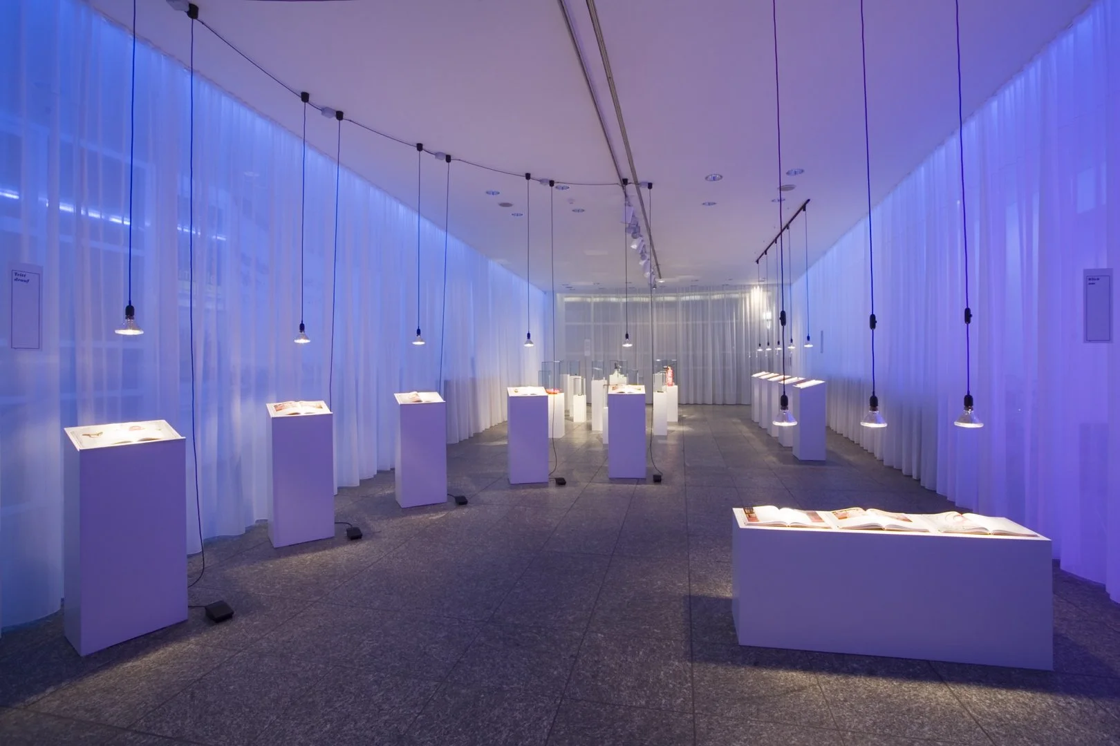 Merten_ Installation_Marc Krusin 03.jpg