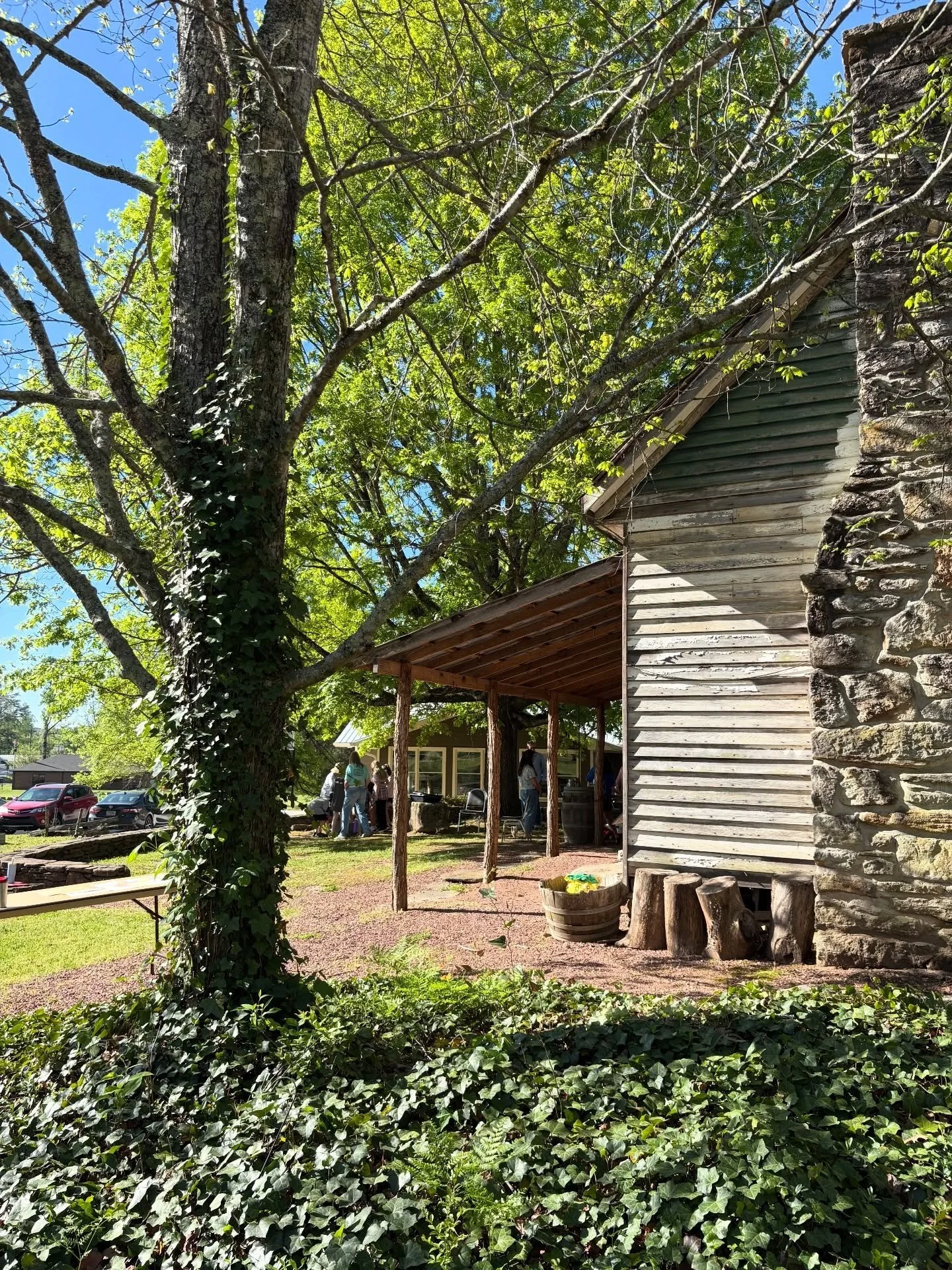 It&rsquo;s a beautiful day here at SNC! We are excited to be hosting @jpnelem for a field trip day.

You don&rsquo;t have to be on a field trip to explore our amazing campus. Visit us soon and learn about art, history, folk pottery, native plants, an