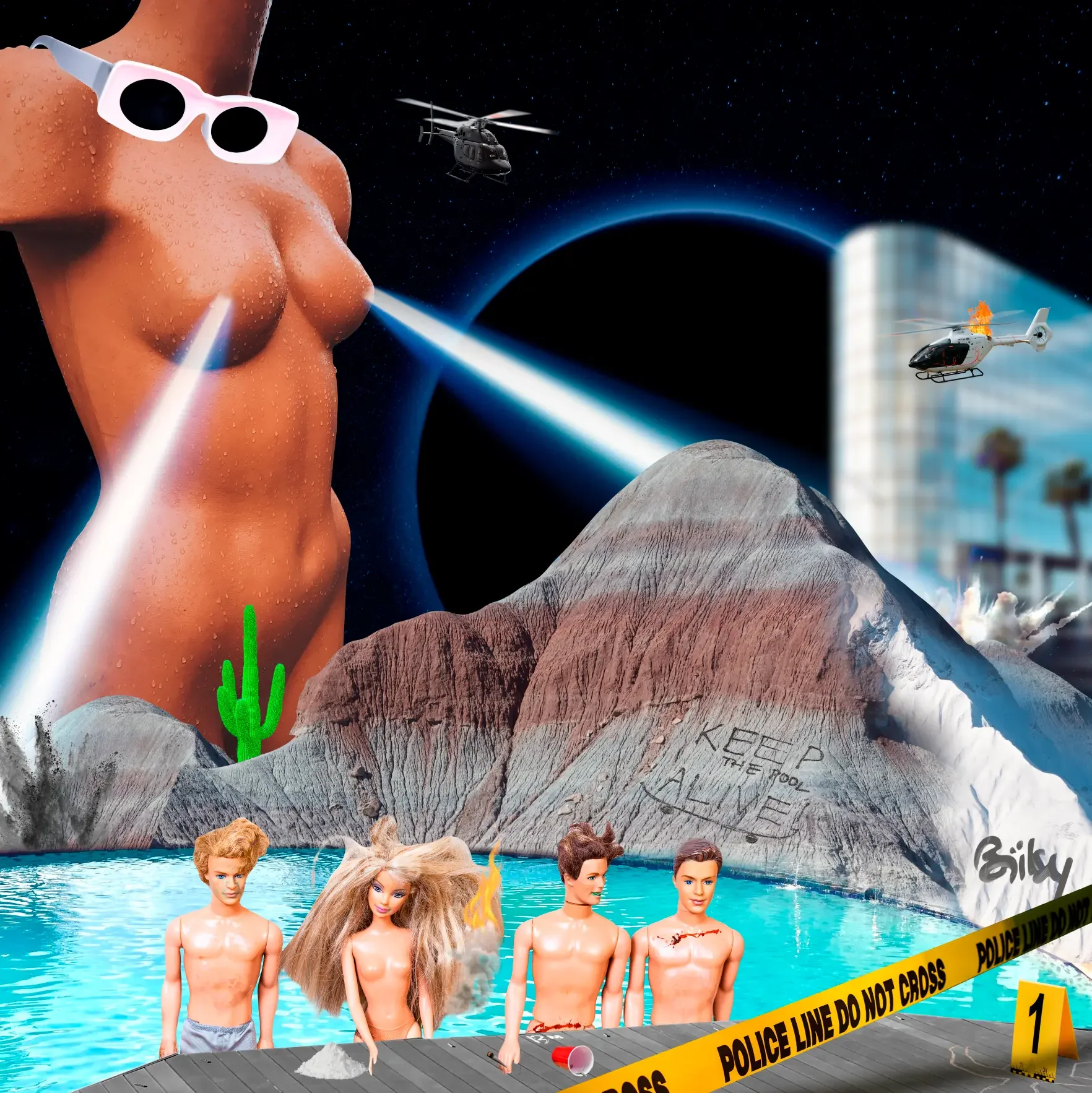 Une scène de dessin animé avec une montagne, un lac, des personnages en plastique, un grand torse féminin portant des lunettes de soleil, des hélicoptères, et une barrière de police, le tout dans un style surréaliste