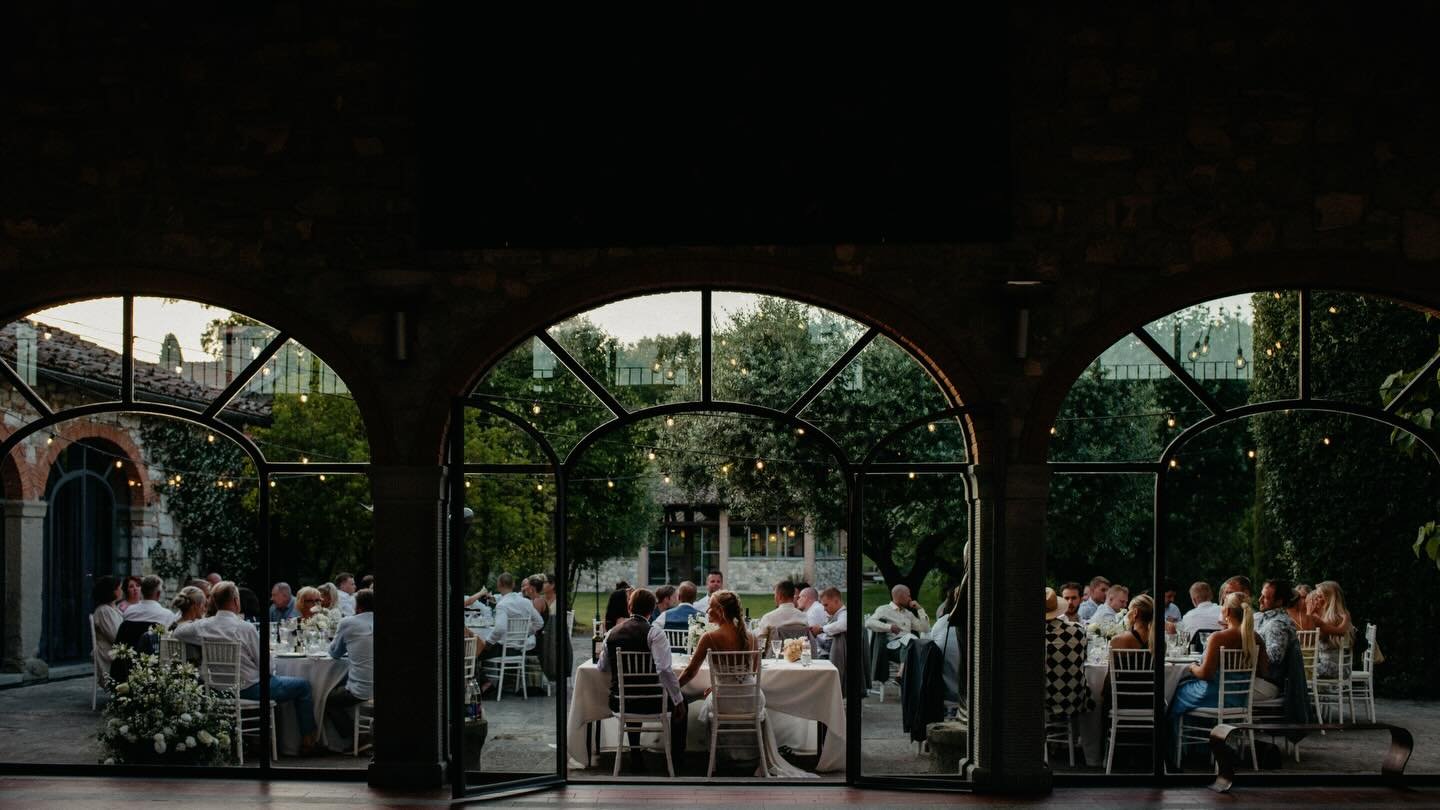 The Italian wedding dream 🤍

Foto: @laura_sgherri