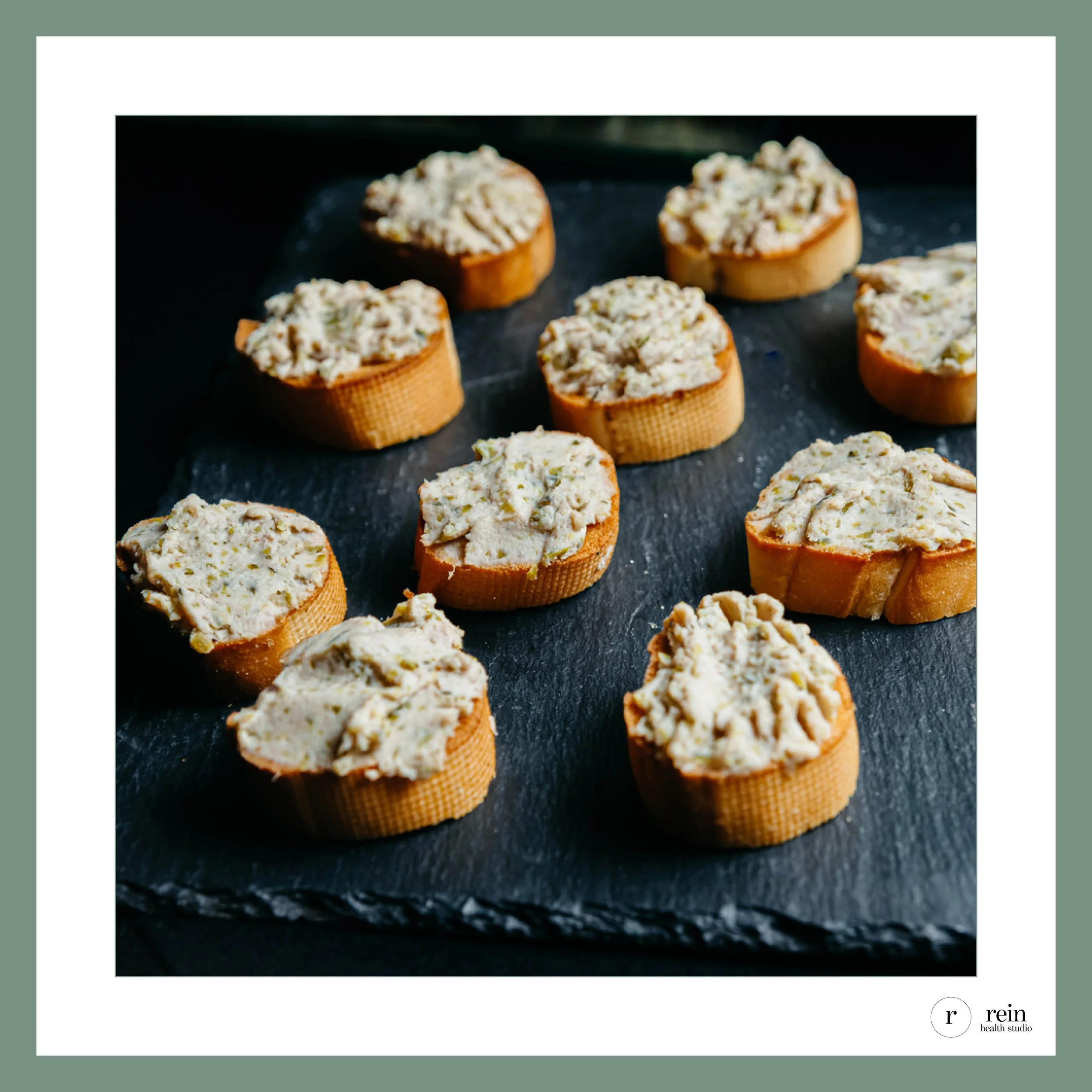 Roasted Garlic + White Bean Crostini w/ Fresh Thyme