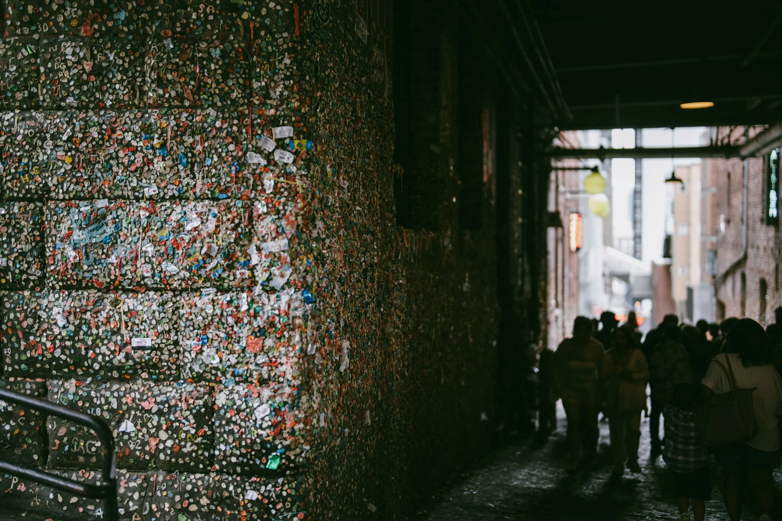 Gum wall