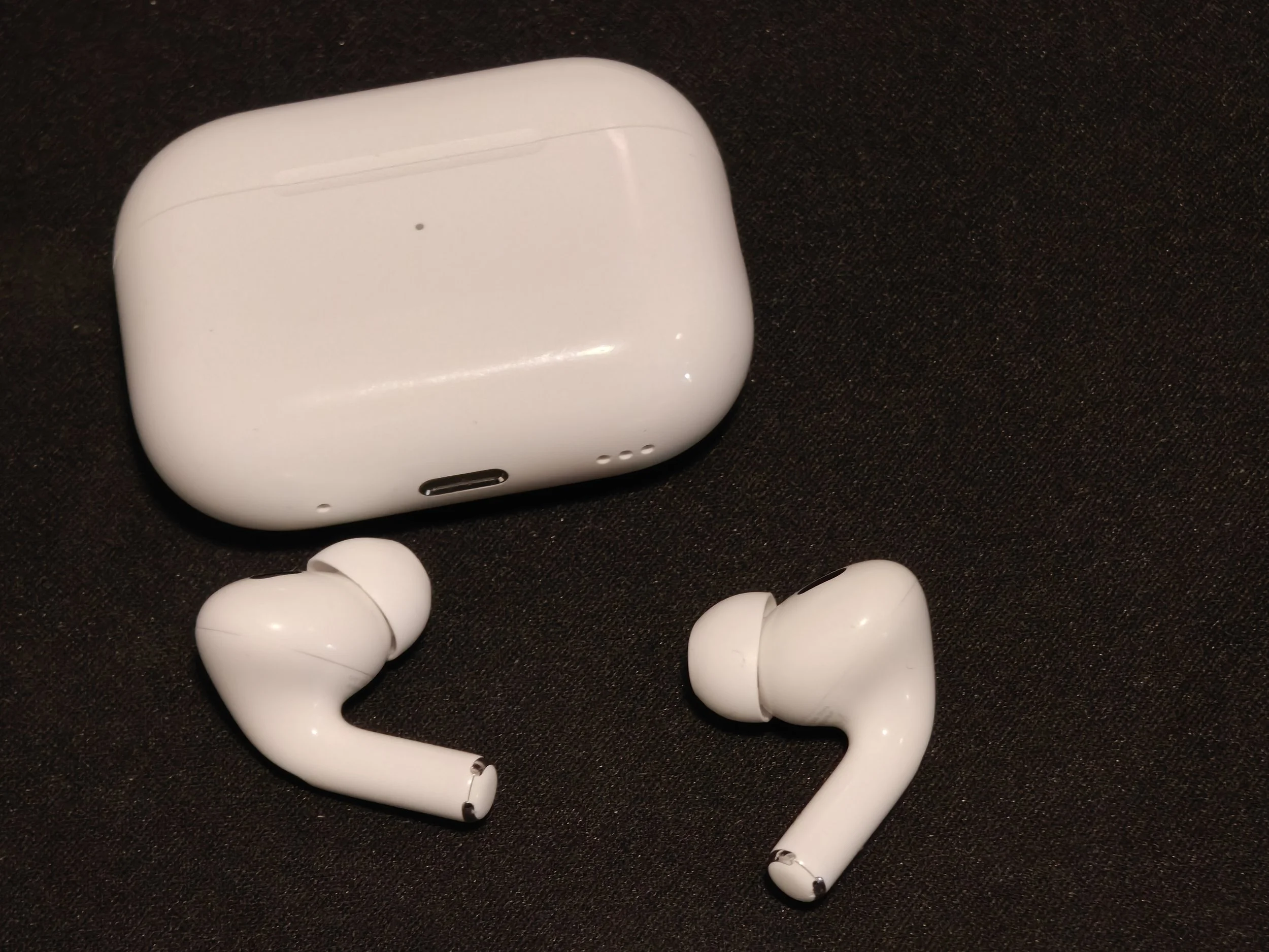 [5] Unofficial Guide to Your Ears - Noise-cancelling kills your hearing????