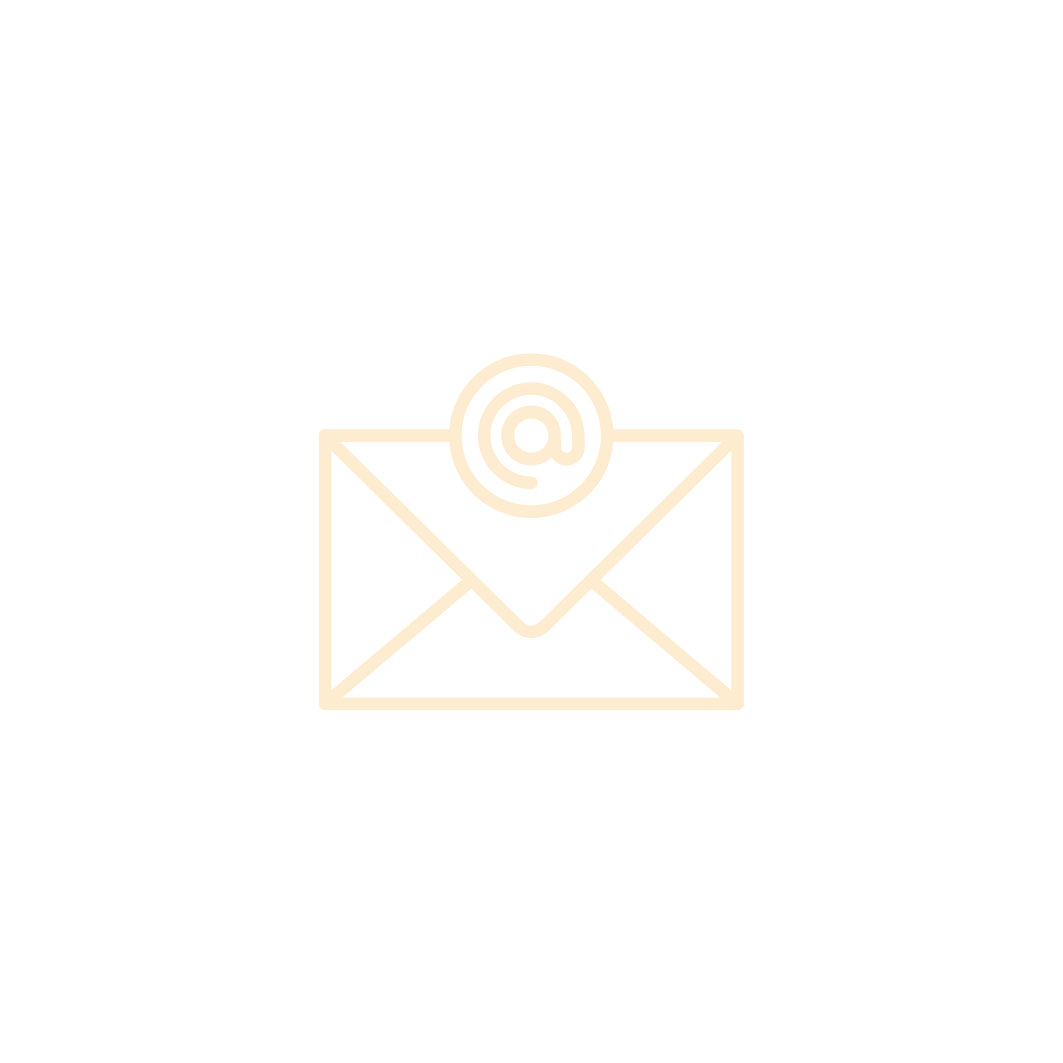 Icône d'une enveloppe avec un symbole @ au-dessus.