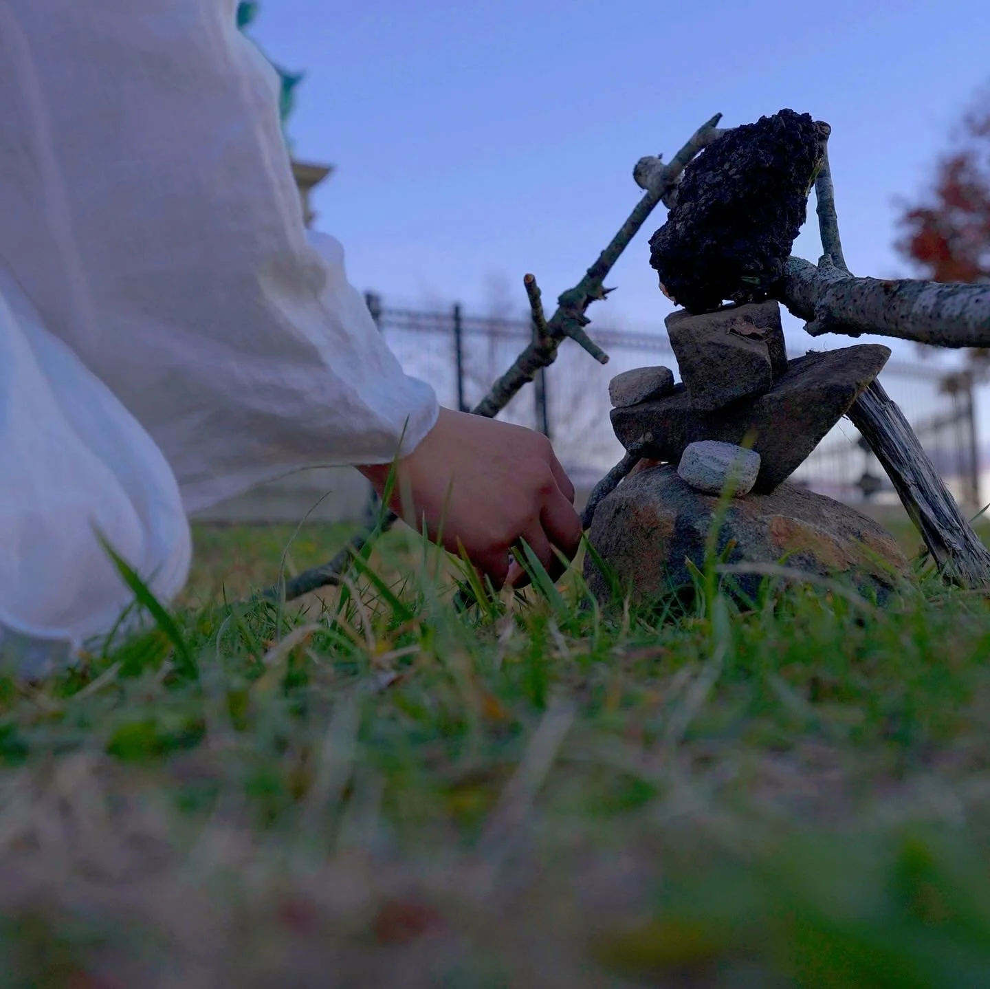 Meet recent Studios AIR Okyoung Noh!

Okyoung Noh (@art_okyoung) is an interdisciplinary artist based in Tucson, AZ, and Seoul, South Korea, whose work engages with the remnants of violence that flow across the trans-Pacific and manifest in our every