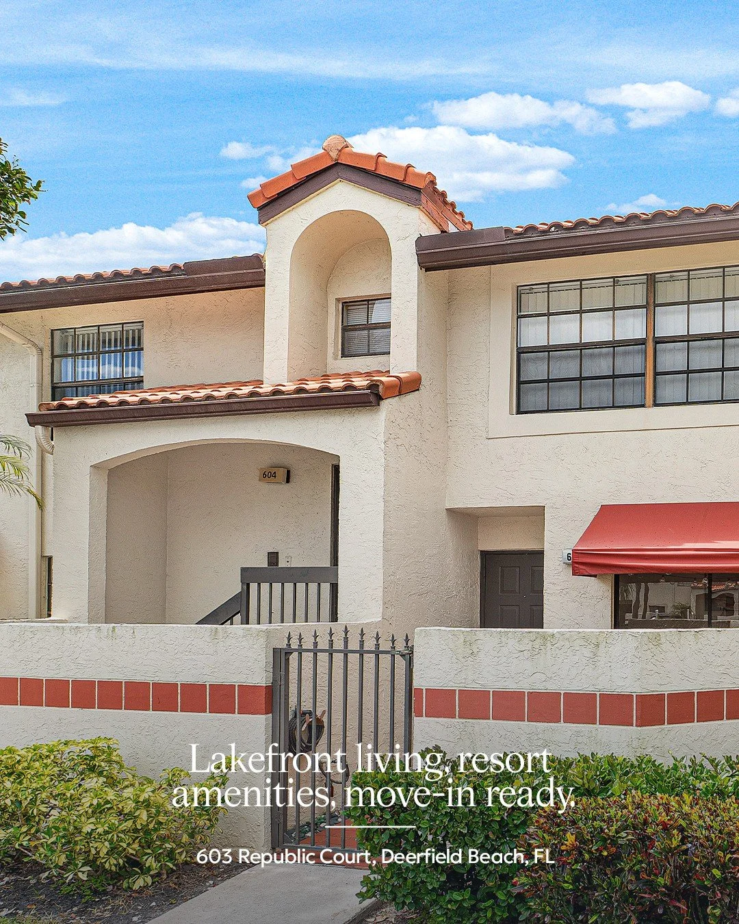 COMING SOON!

🏡 Lakefront Living, Move-In Ready

Lovely first-floor unit with gorgeous lawn and lake views. Sip coffee in your private courtyard out front, then paddle out back with a day on the lake right at your doorstep.

Freshly upgraded with po