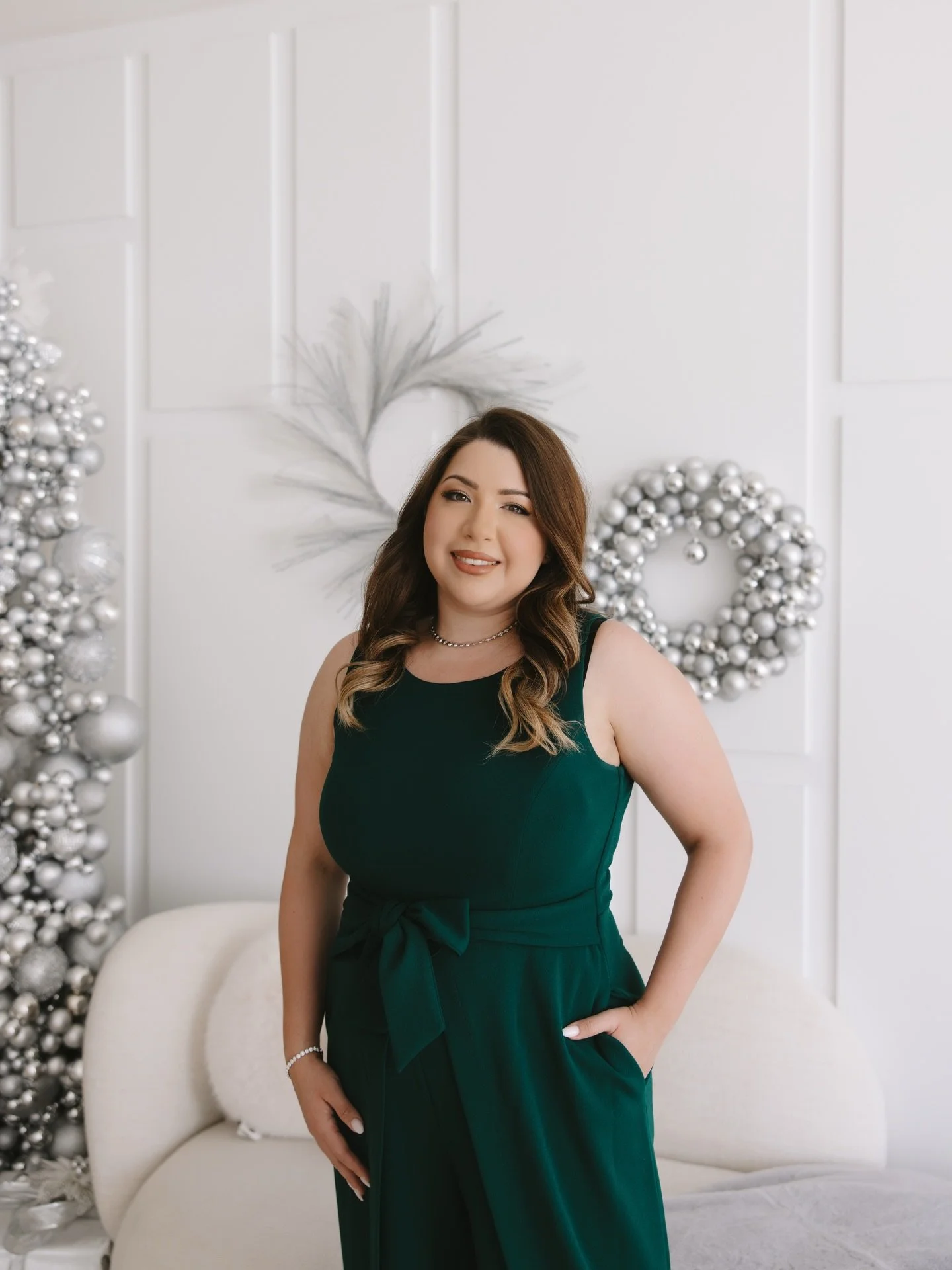 Grateful for a year of trust, care, and shared moments. May your Christmas be warm, glowing, and deeply cozy 🎄🤍

Contact today for your complementary consultation or to book an appointment 💫💖
📍Bradford, ON
📧info@aestheticideology.com
🛜www.aest