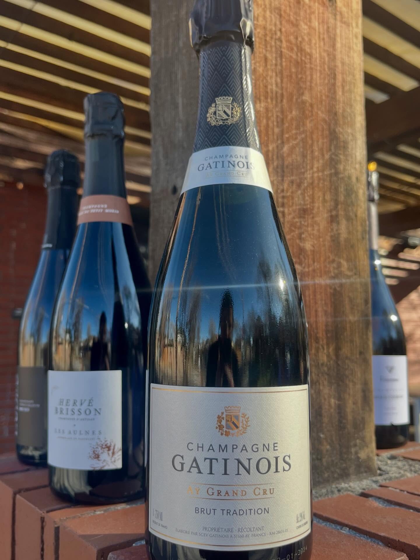 Champagne season? Always. 🍾 

Citrus, brioche, bubbles for days &mdash; this week&rsquo;s Buy the Bottle celebrates every style we adore. 

Come toast with us and stay easy. 🥂 

@champagnehervebrisson 
@giulianawinecompany 
@arthurlvr 
@lizwillette