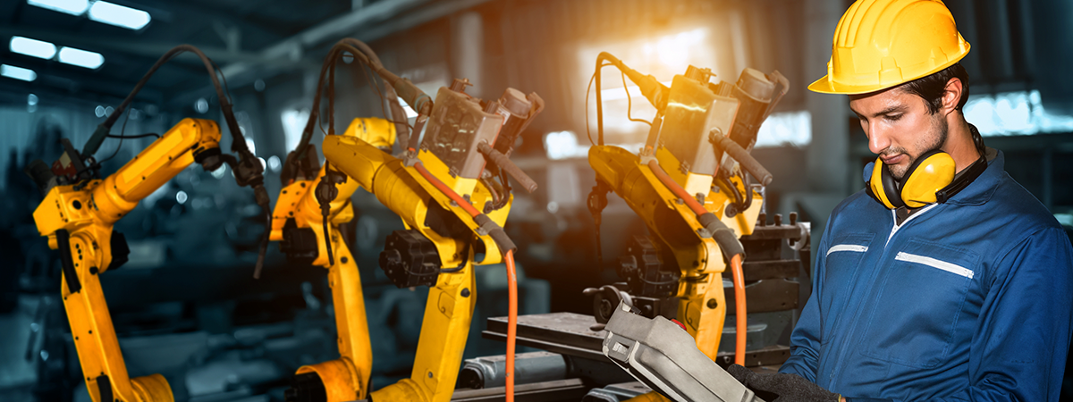 Operational Risk vs. Transportation Cost: What Manufacturers Get Wrong