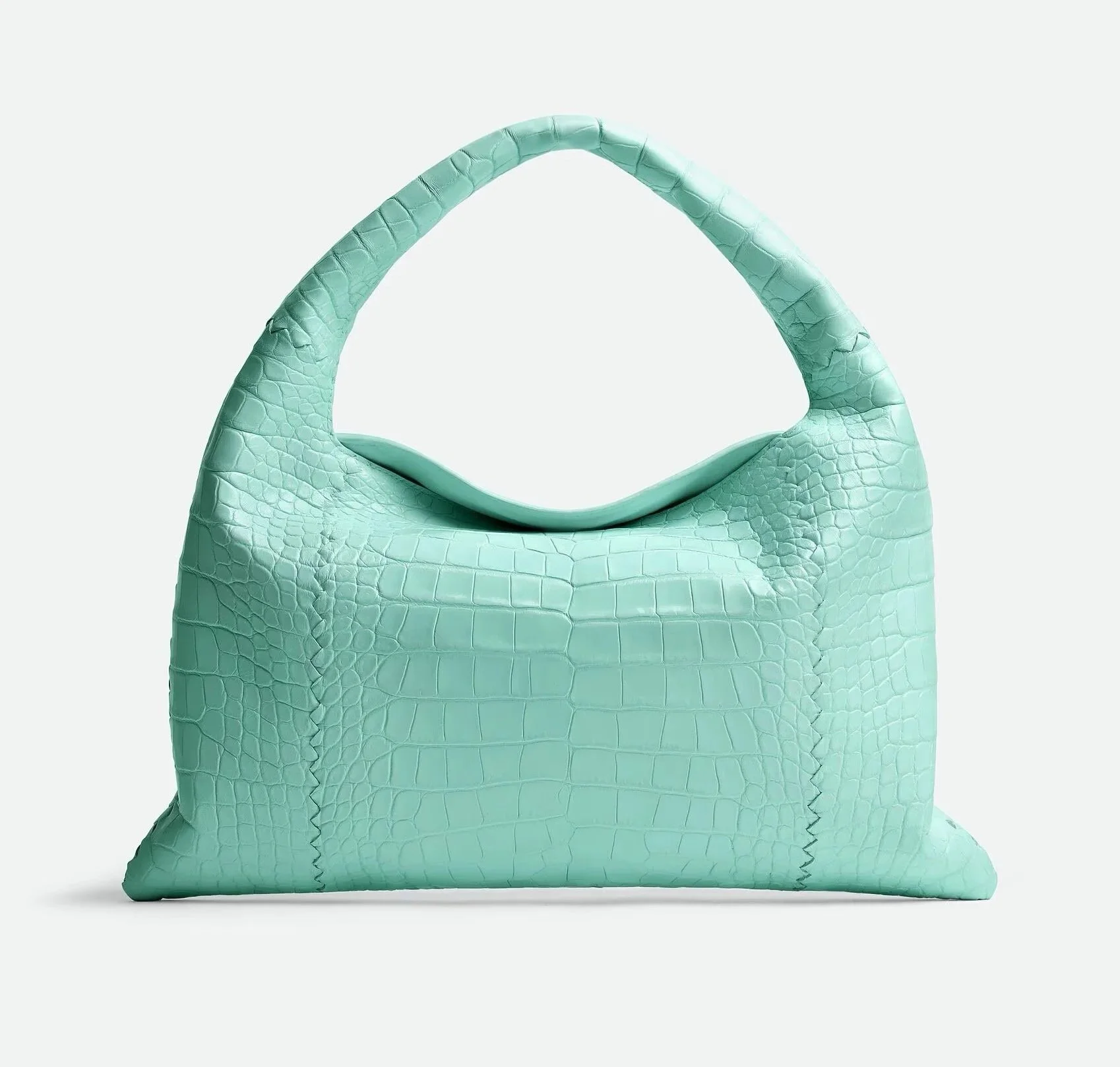 Exotic Icons: Bottega Veneta’s Alligator Collection 