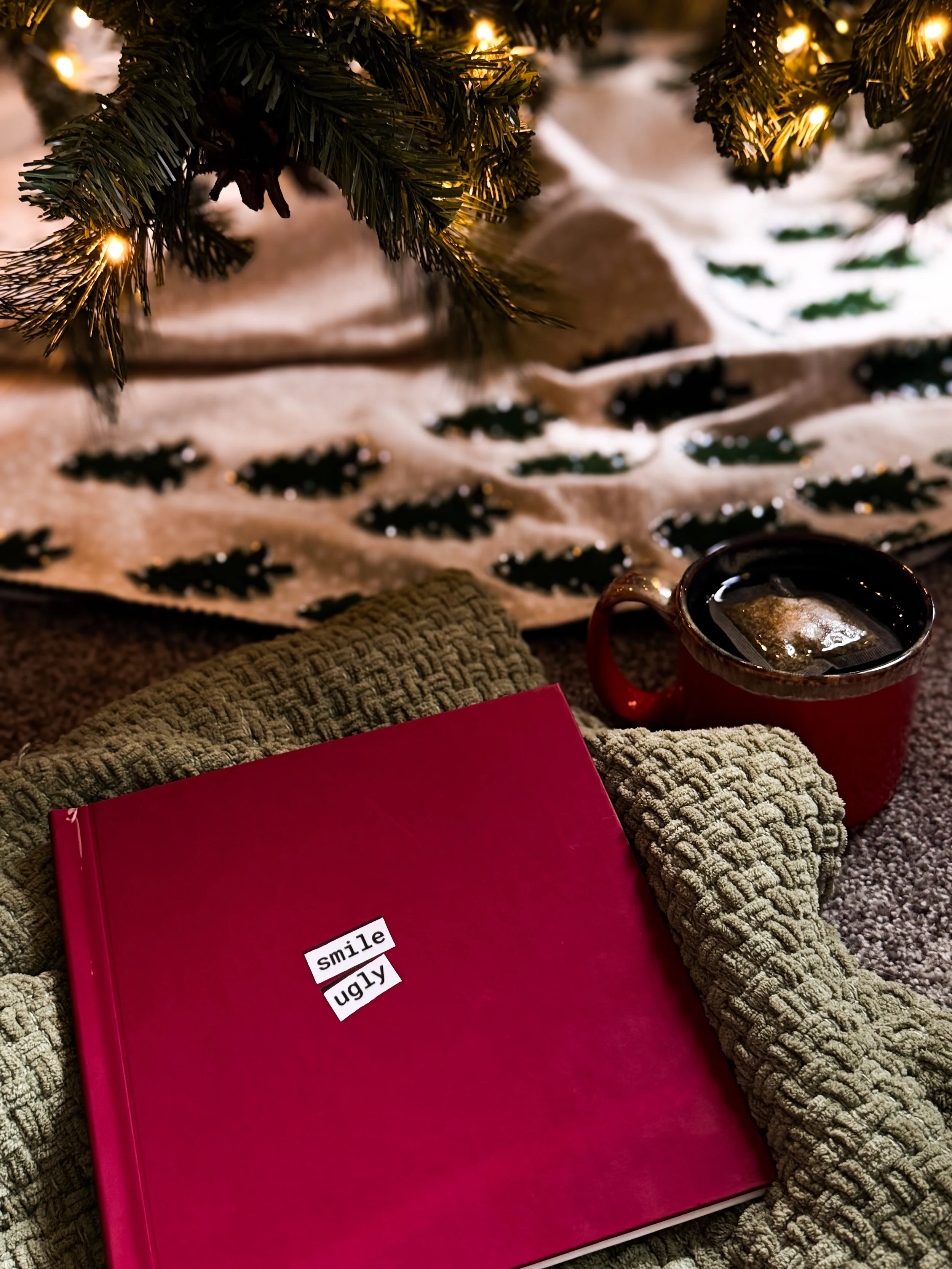 Smile Ugly: Fridge Magnet Poetry