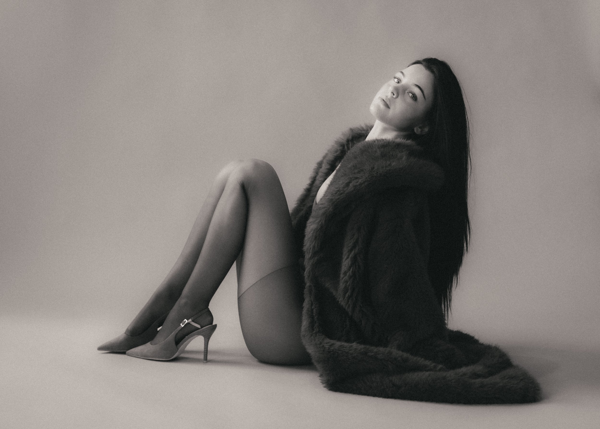 editorial-fashion-portrait-landscape-acai-studios-manchester.jpg