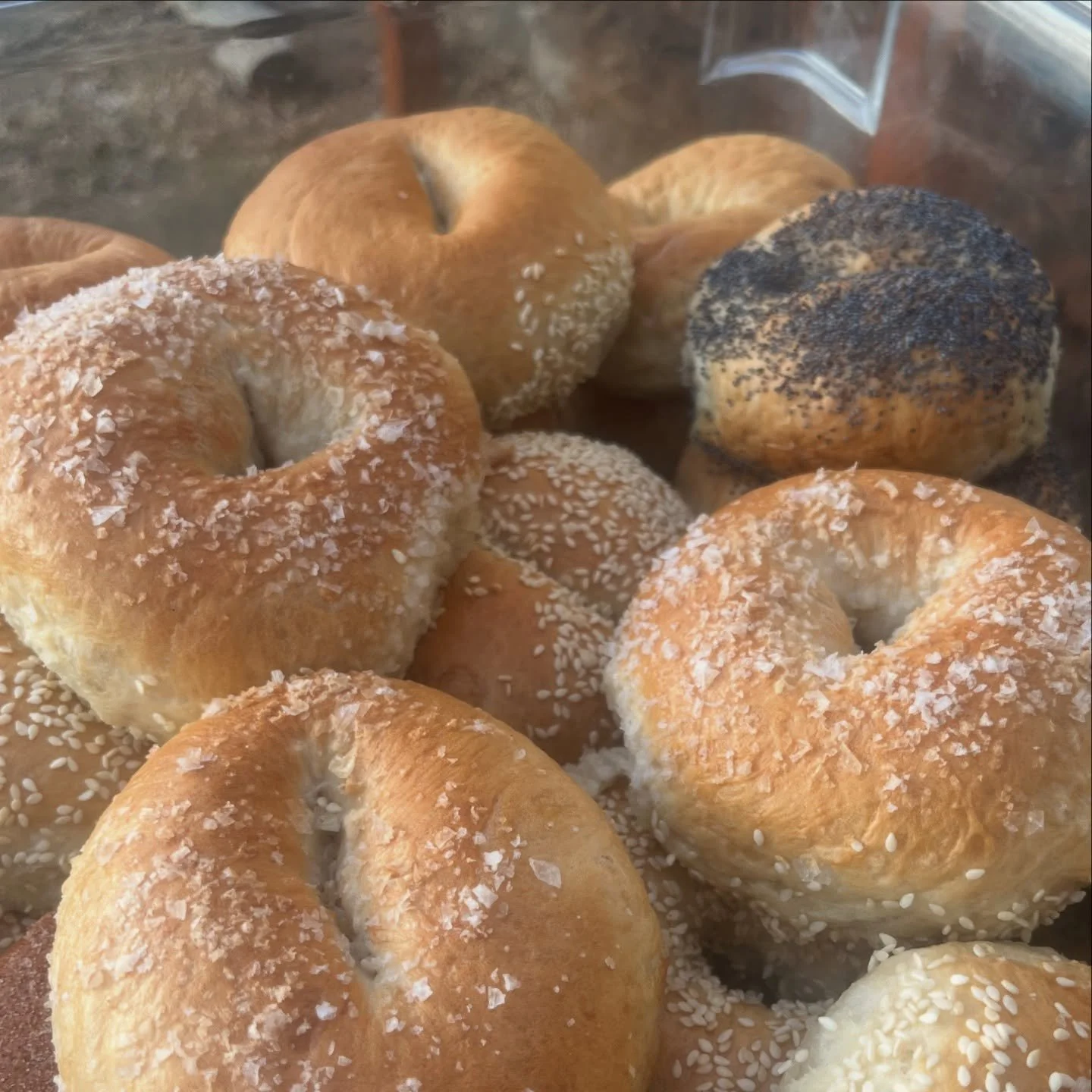 POP UP FRIDAY @thelittlepinkcoffeetrailer.bzn! This week! In February! You&rsquo;re seeing that right. With this crazy warm weather and a forecast for 50 degrees and sunny, we&rsquo;ve decided to throw one together. Swing by this Friday, Feb 13th and